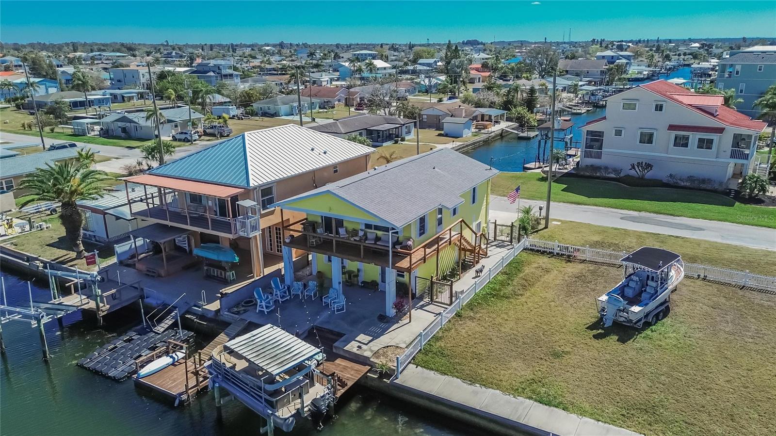 HUDSON BEACH ESTATES - Residential