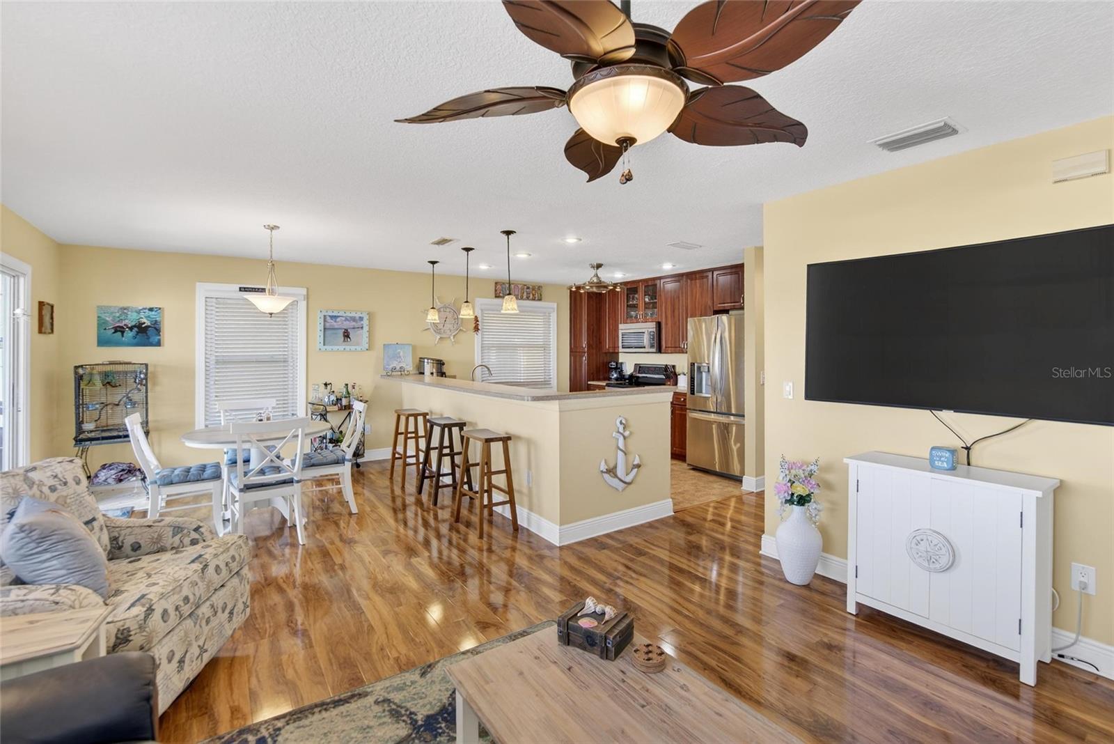 HUDSON BEACH ESTATES - Residential