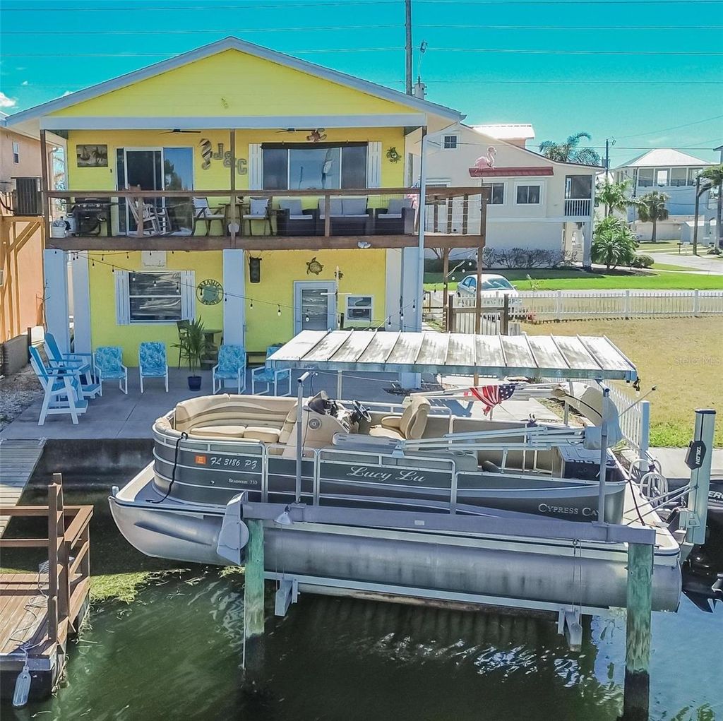 Photo of 6331 Lonnie Lee Lane, Hudson, FL 34667 (MLS # TB8481097)