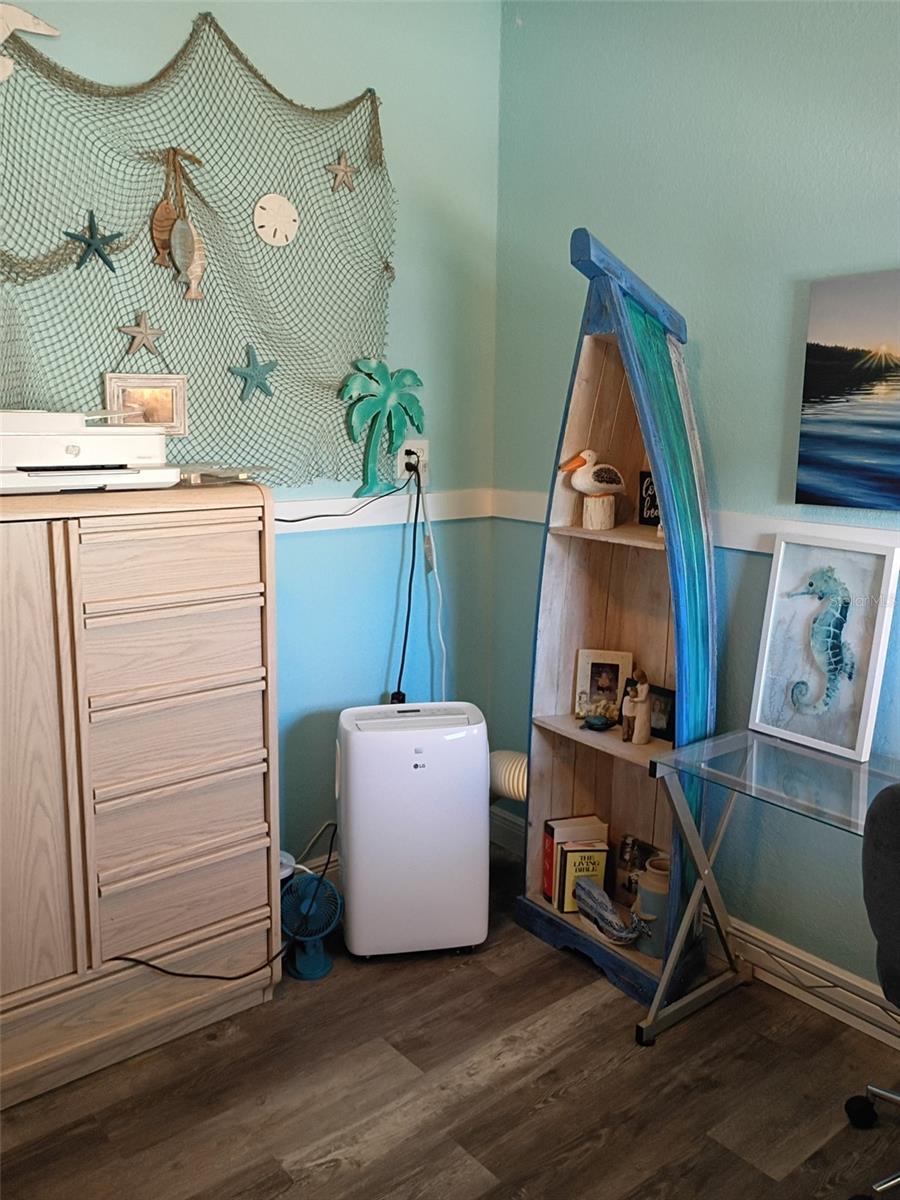 HUDSON BEACH ESTATES - Residential