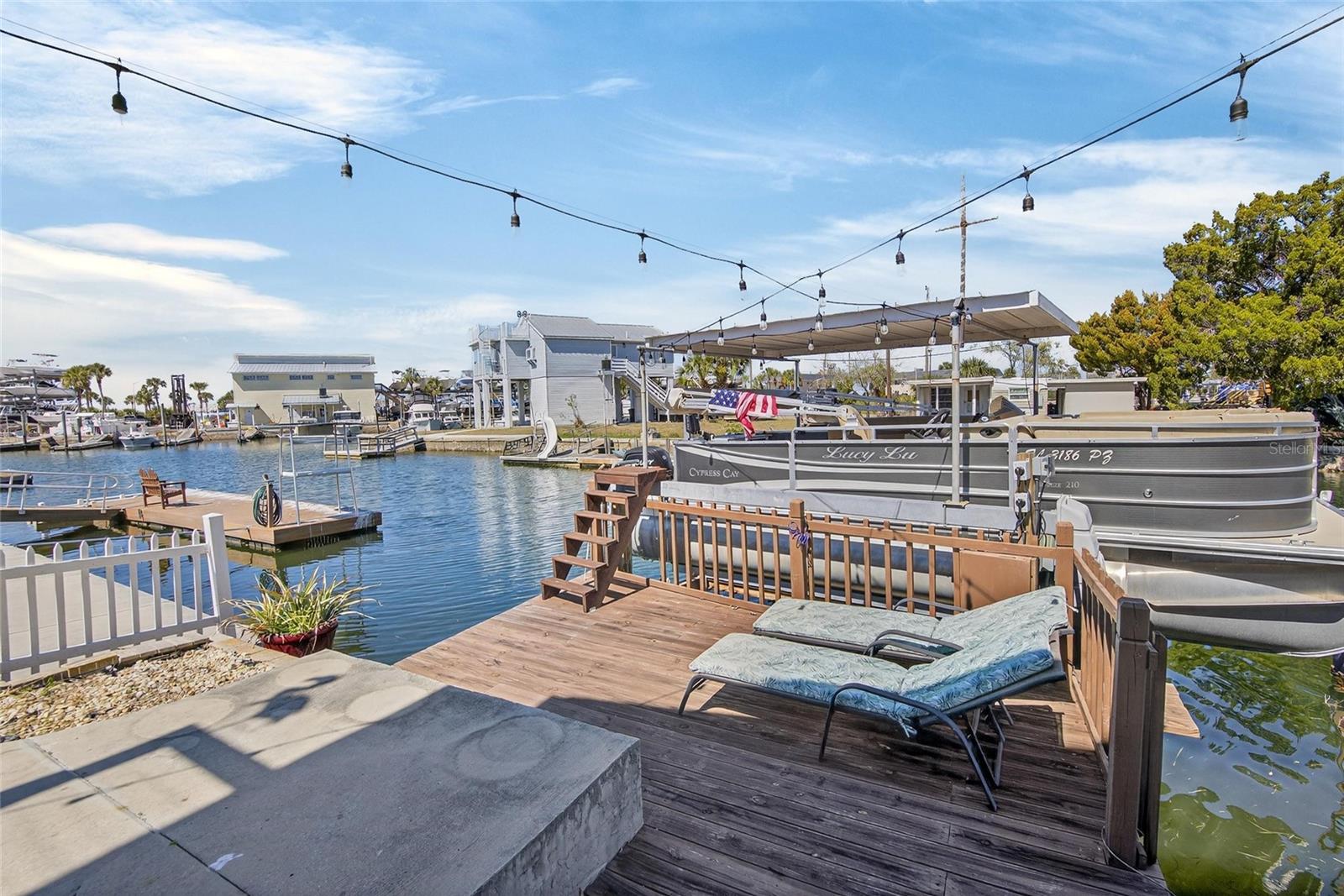 HUDSON BEACH ESTATES - Residential