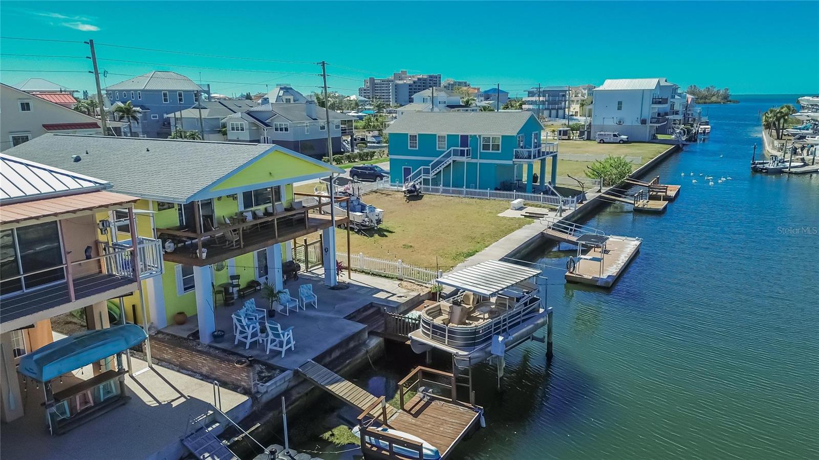 HUDSON BEACH ESTATES - Residential