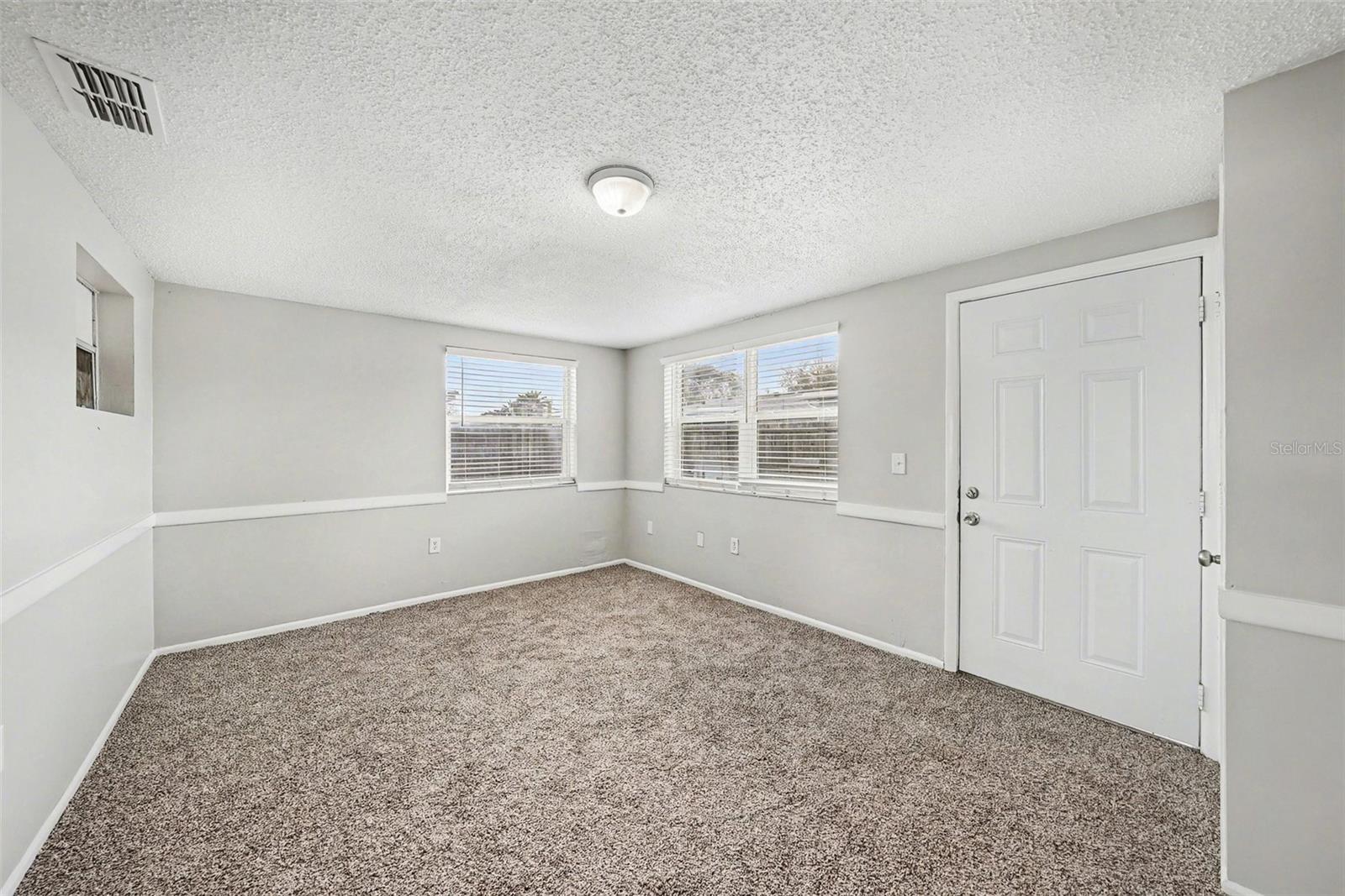 EMBASSY HILLS - Residential