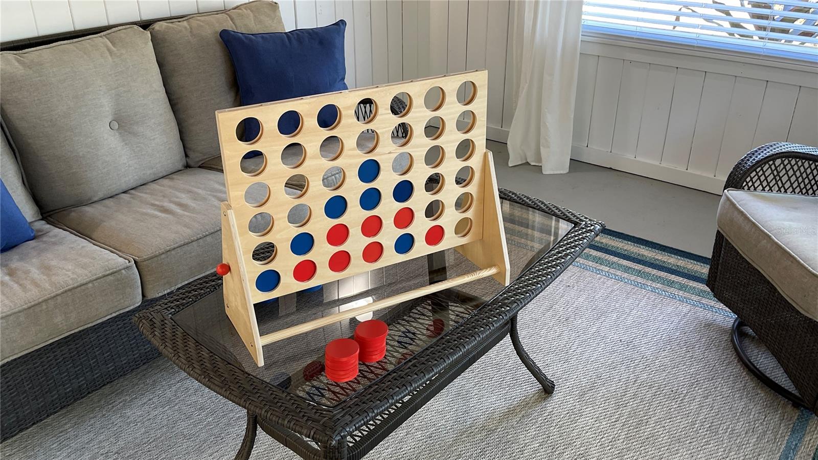 PAVER PARK ESTATES - Residential Lease