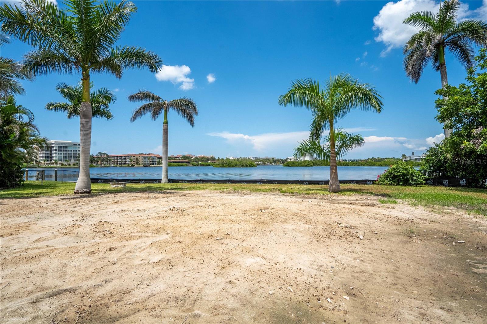 PINE SHORES ESTATE 7TH SEC - Land