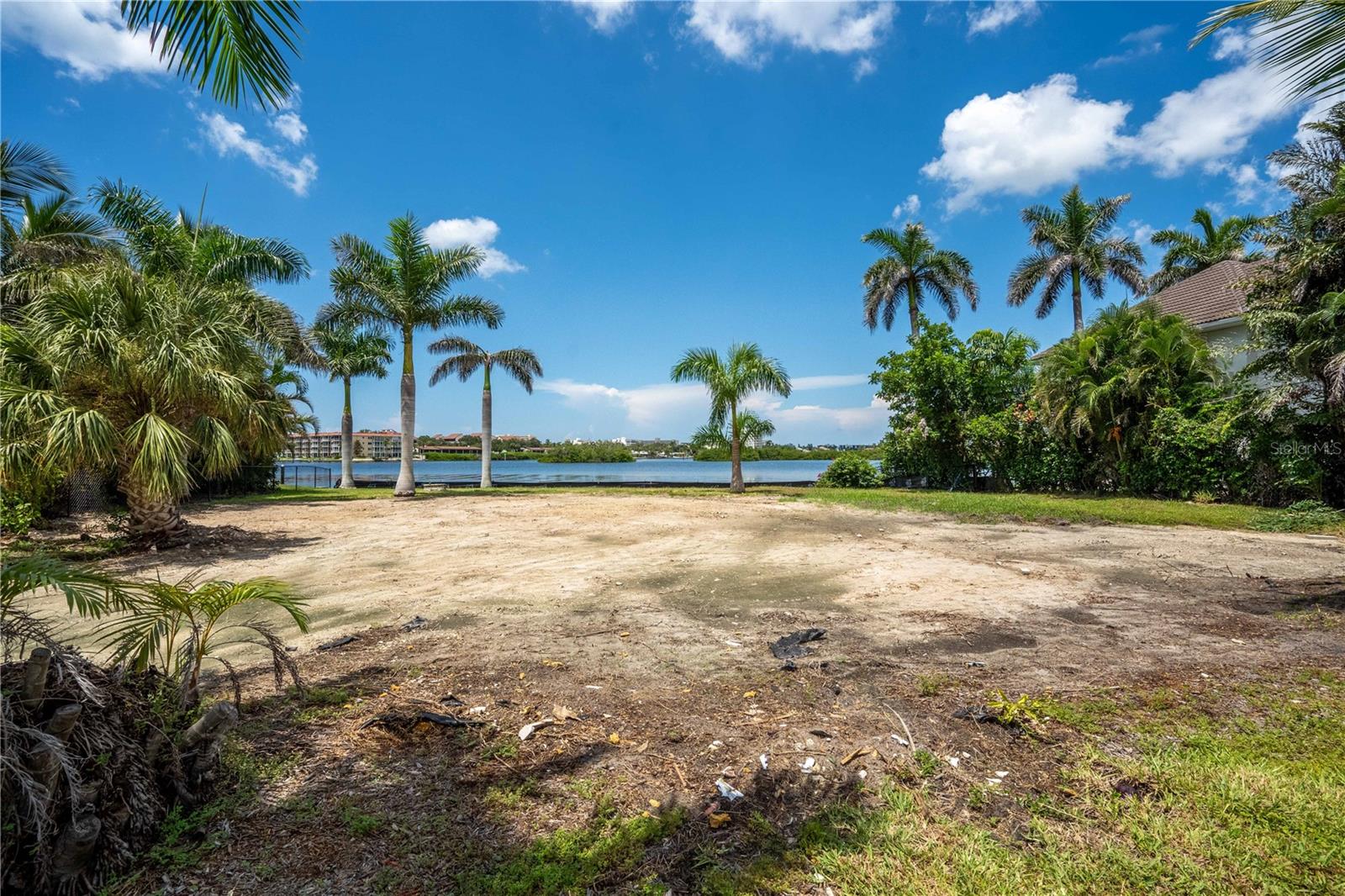 PINE SHORES ESTATE 7TH SEC - Land