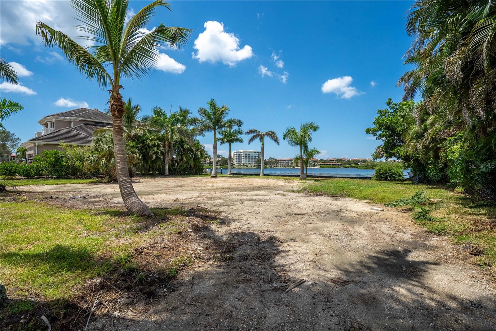 PINE SHORES ESTATE 7TH SEC - Land