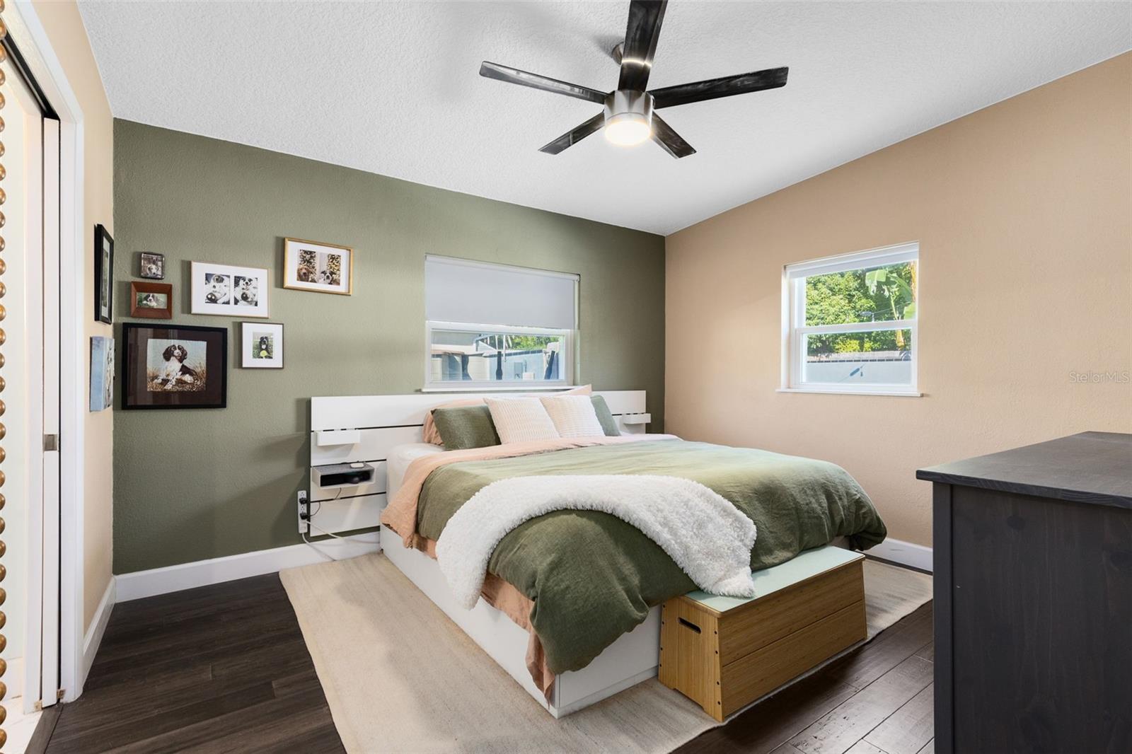 2811 EASTERN PARKWAY