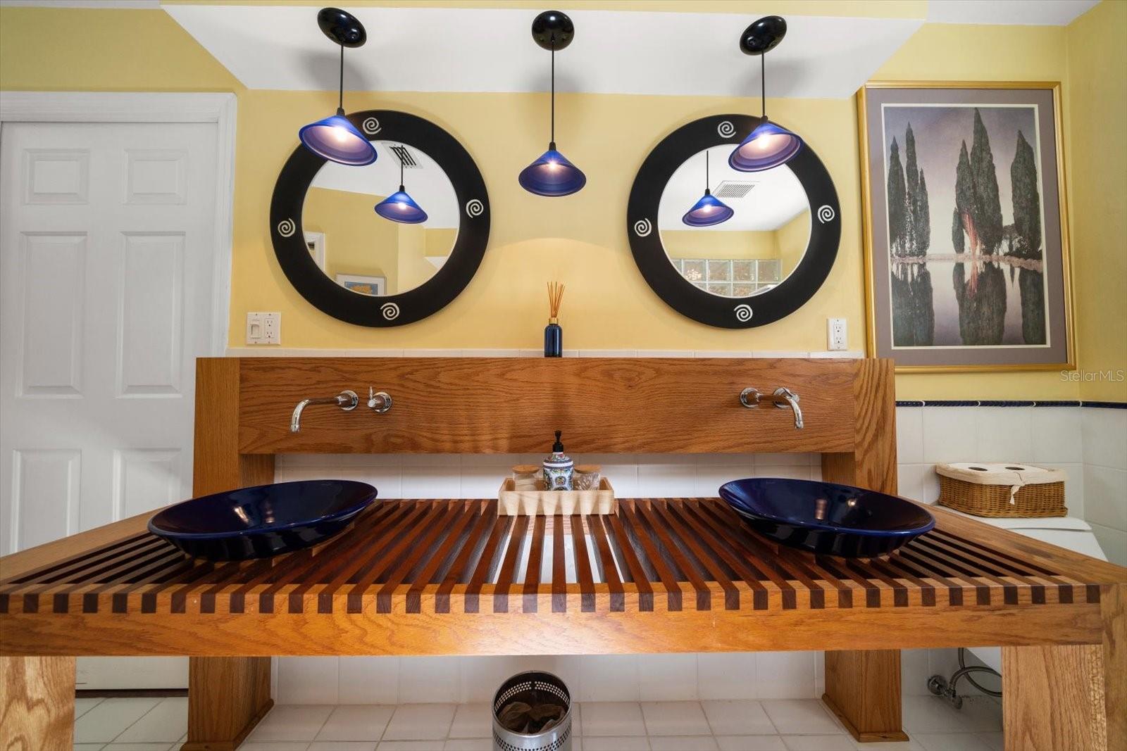 COUNTRY WOODS - Residential