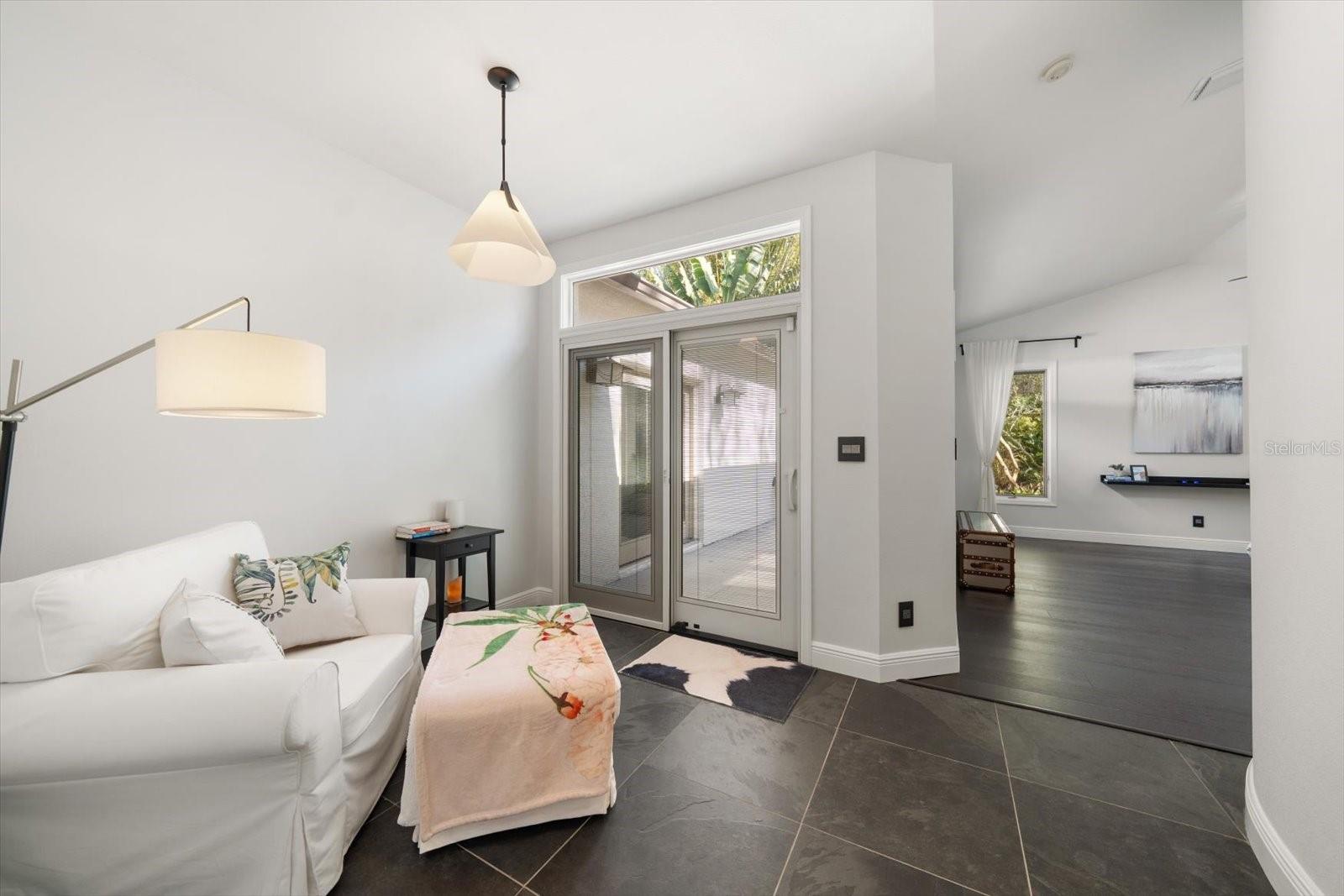 COUNTRY WOODS - Residential