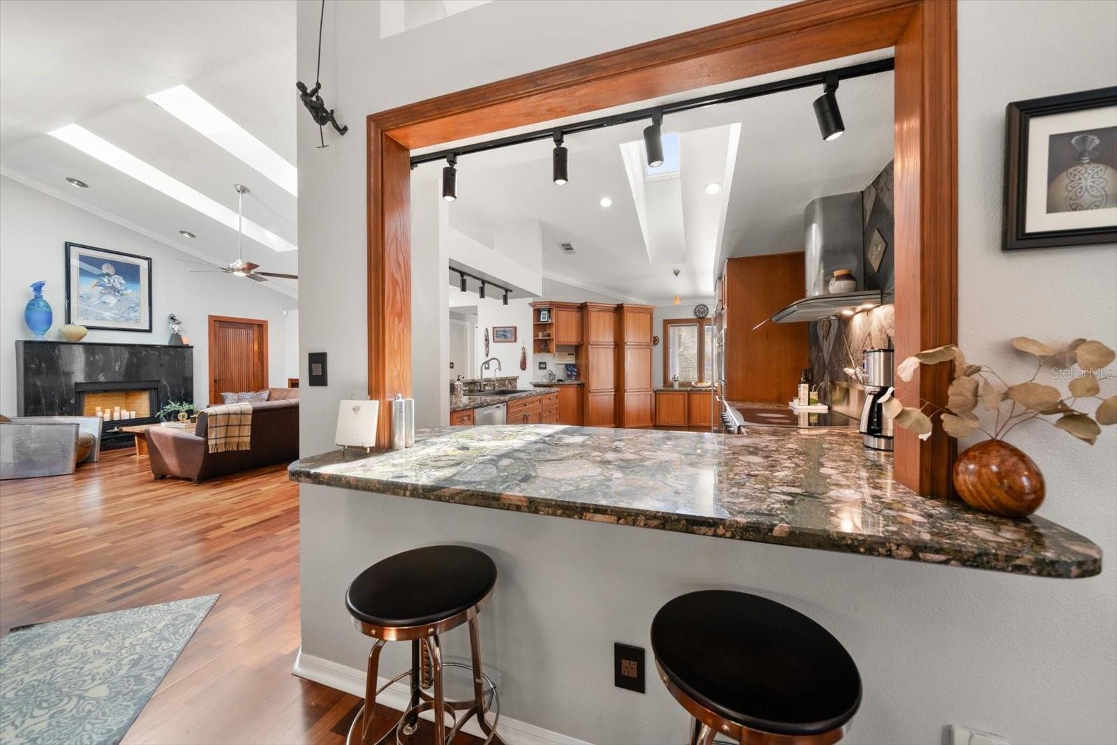 COUNTRY WOODS - Residential