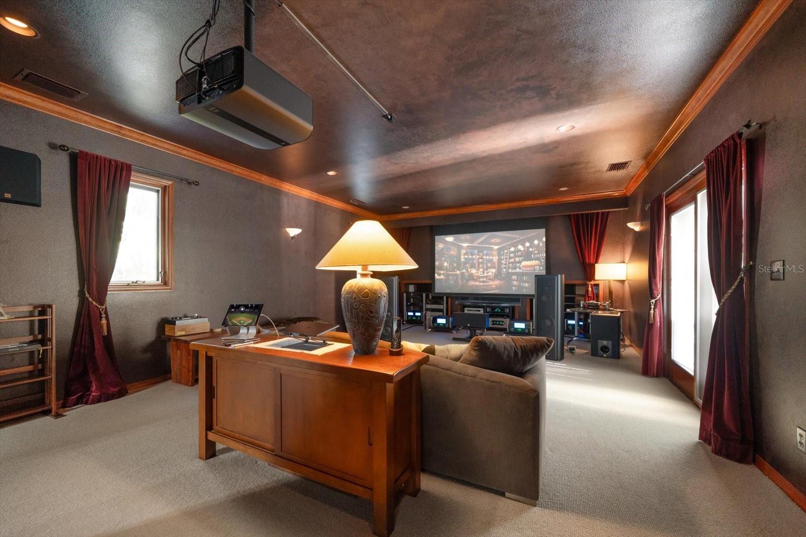 COUNTRY WOODS - Residential