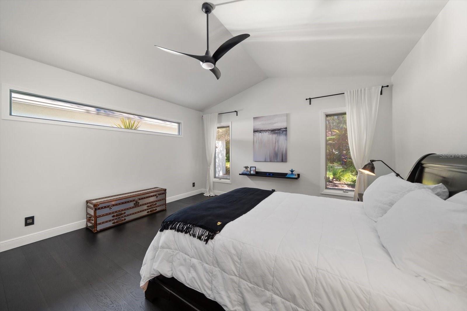 COUNTRY WOODS - Residential