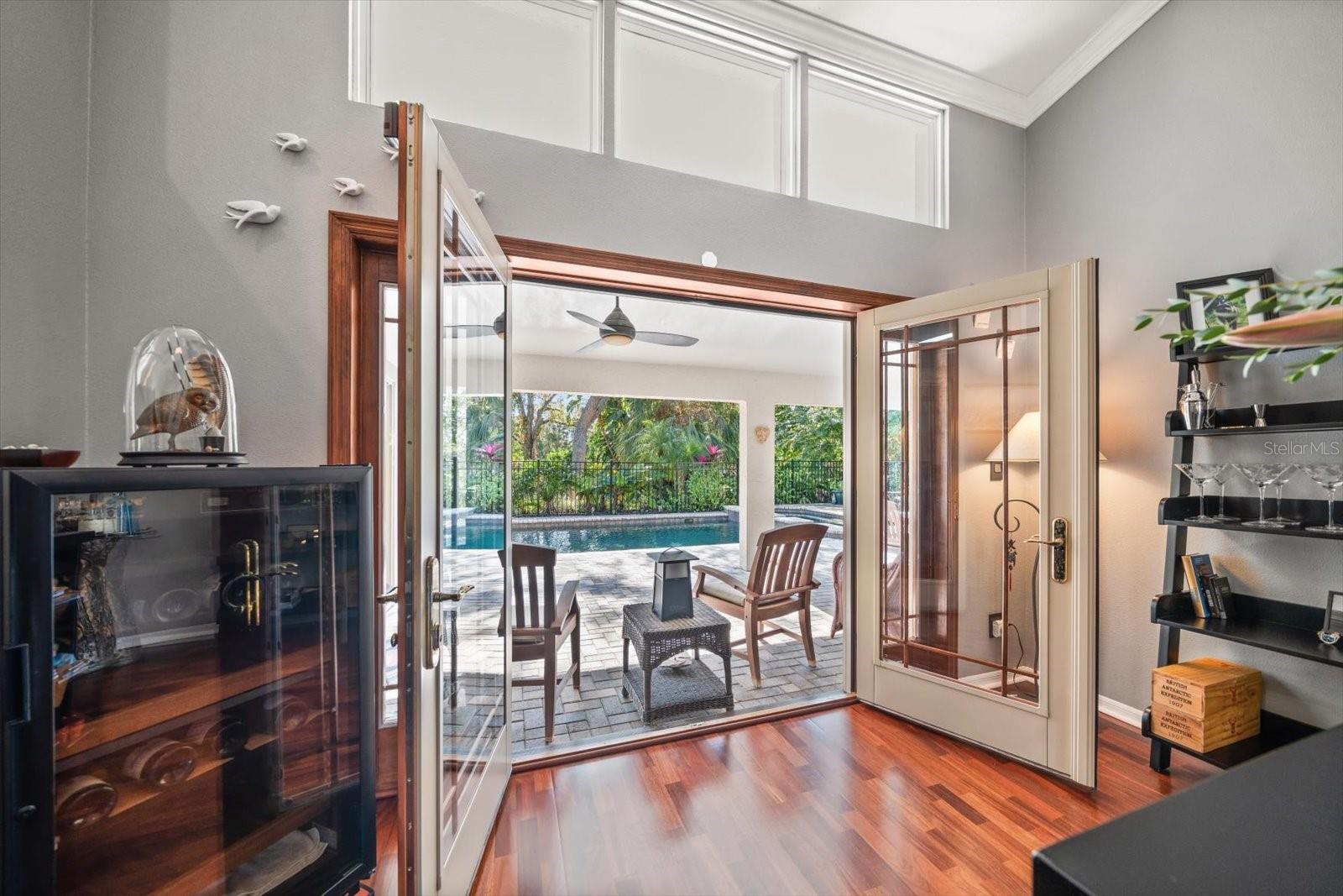 COUNTRY WOODS - Residential