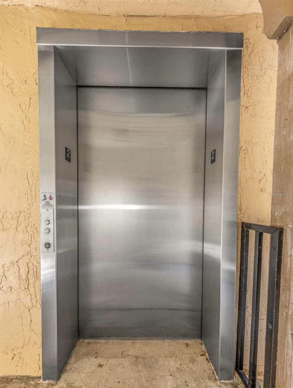 Photo of 2400 Feather Sound Drive #924, Clearwater, FL 33762 (MLS # TB8480064)
