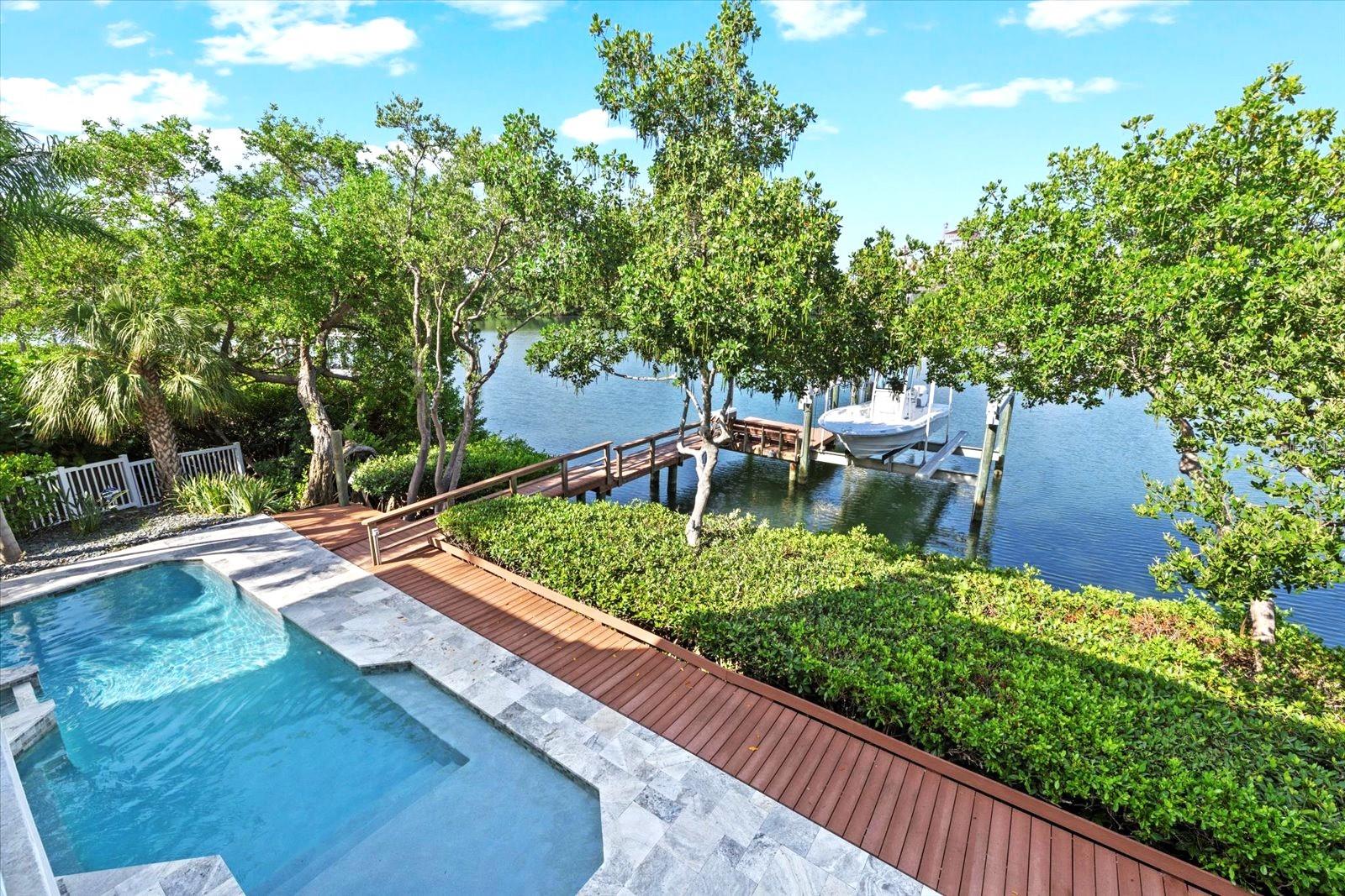 MANGROVE POINTE SUB - Residential