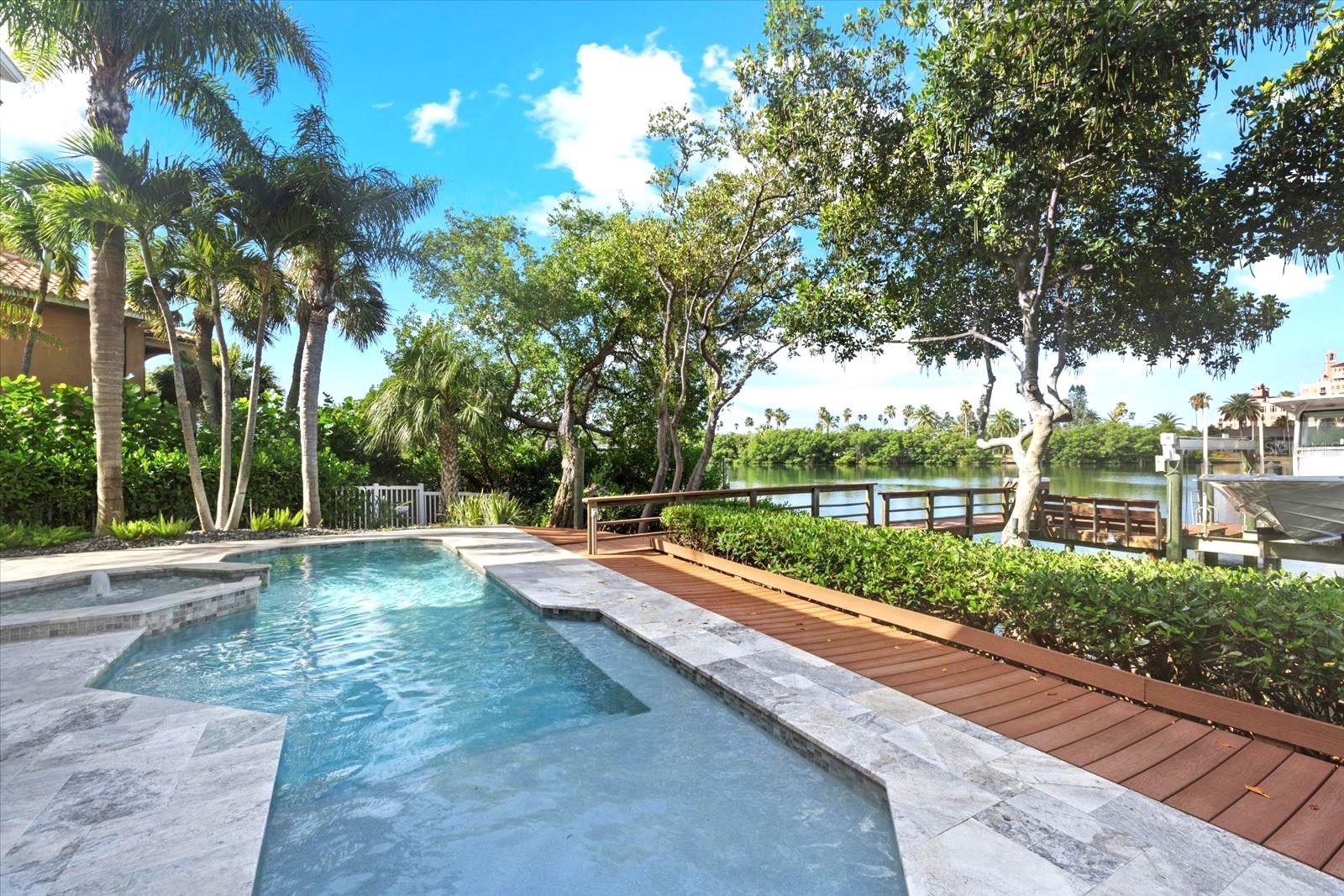 MANGROVE POINTE SUB - Residential