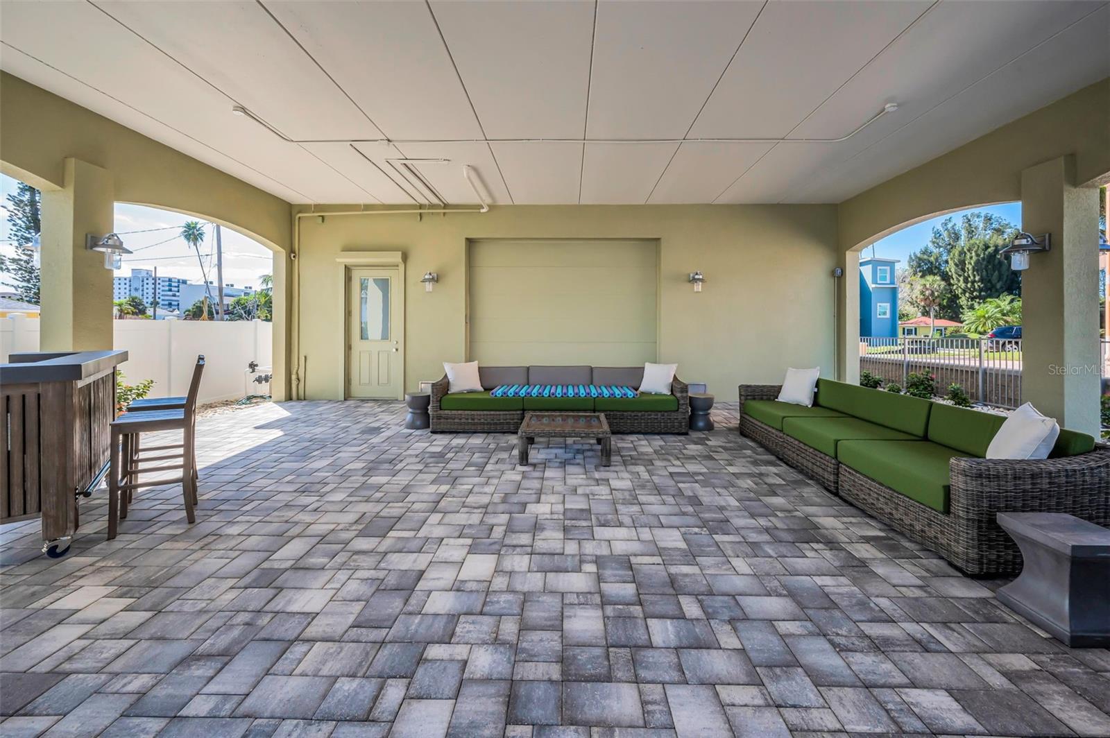 LONE PALM BEACH 4TH ADD - Residential