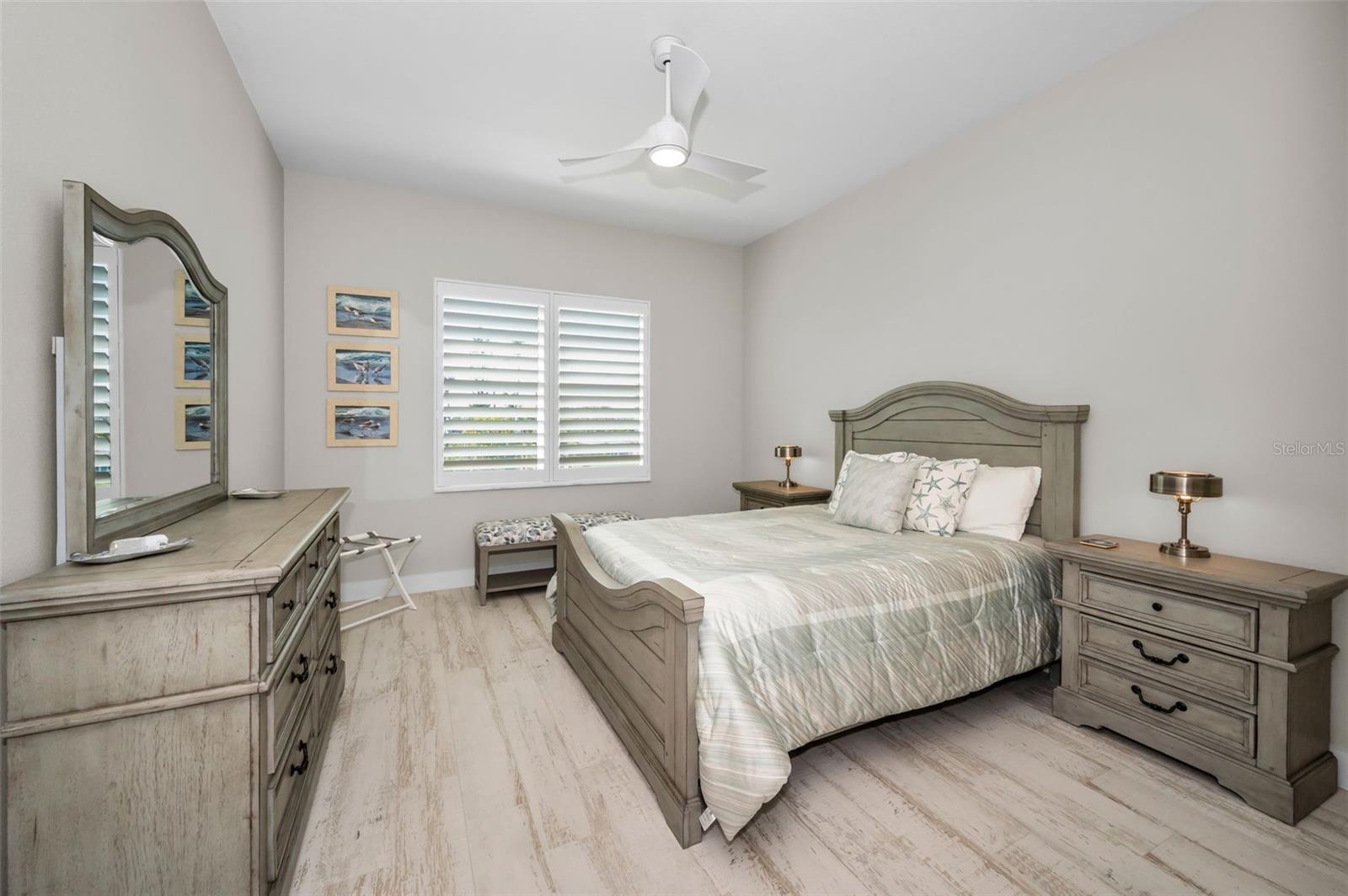 LONE PALM BEACH 4TH ADD - Residential