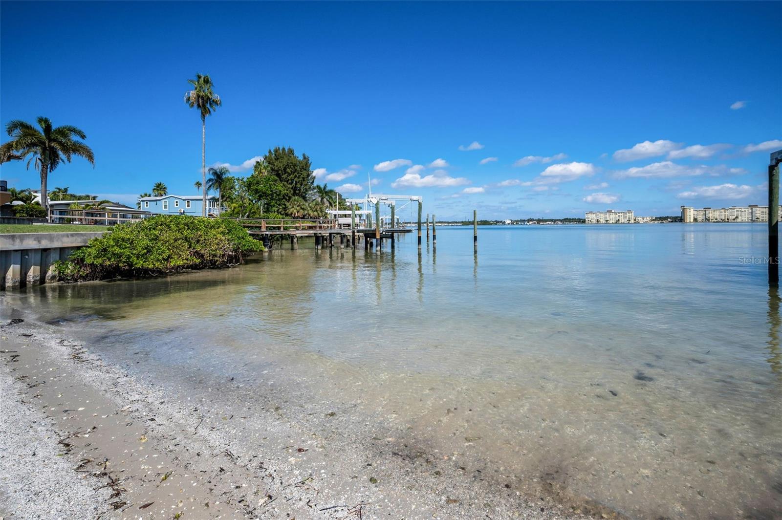 LONE PALM BEACH 4TH ADD - Residential