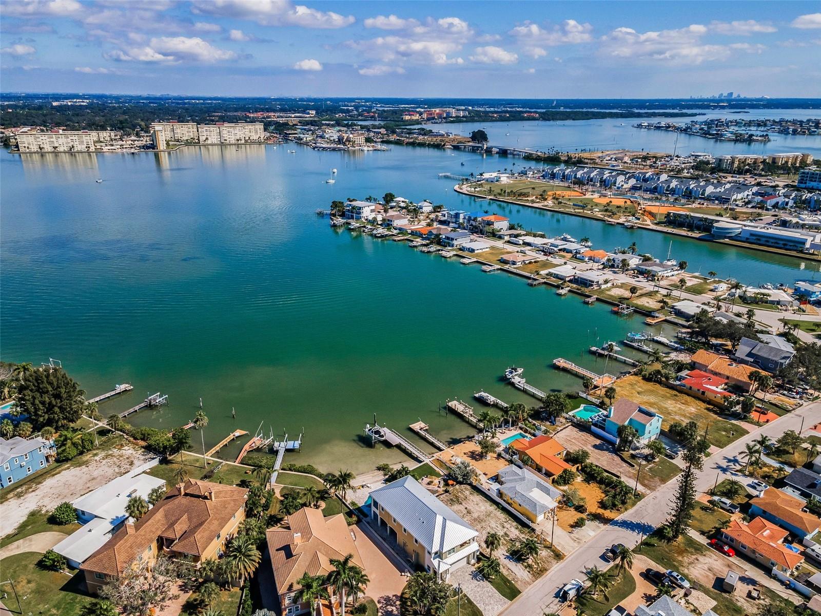 LONE PALM BEACH 4TH ADD - Residential