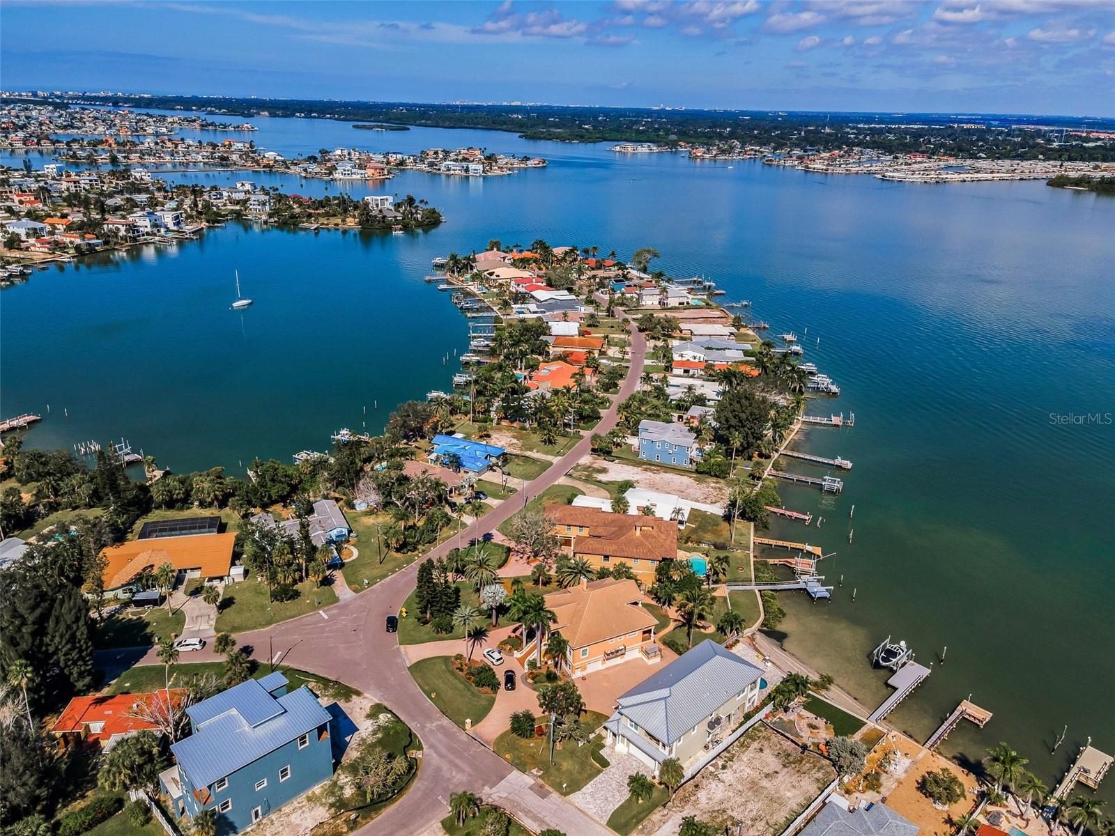 LONE PALM BEACH 4TH ADD - Residential