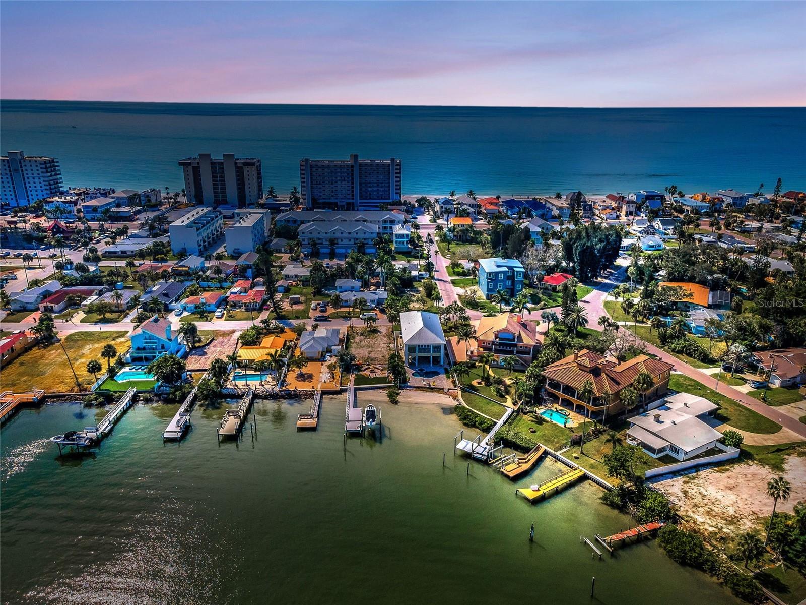 LONE PALM BEACH 4TH ADD - Residential