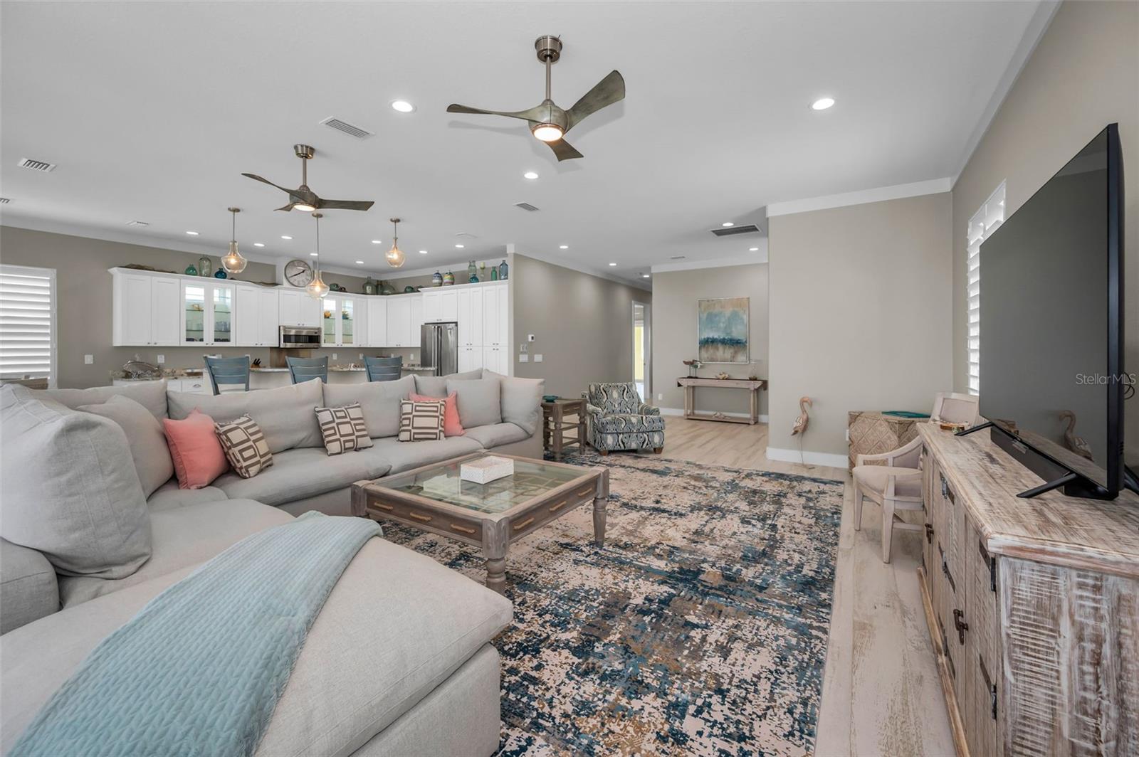 LONE PALM BEACH 4TH ADD - Residential