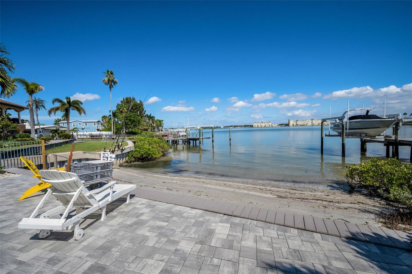 LONE PALM BEACH 4TH ADD - Residential