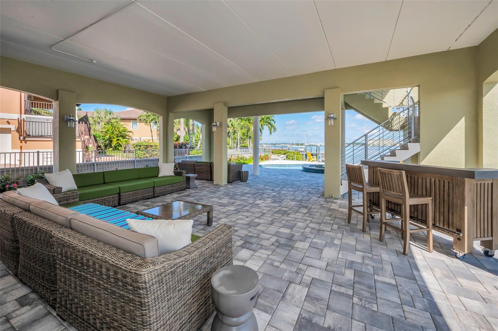 LONE PALM BEACH 4TH ADD - Residential