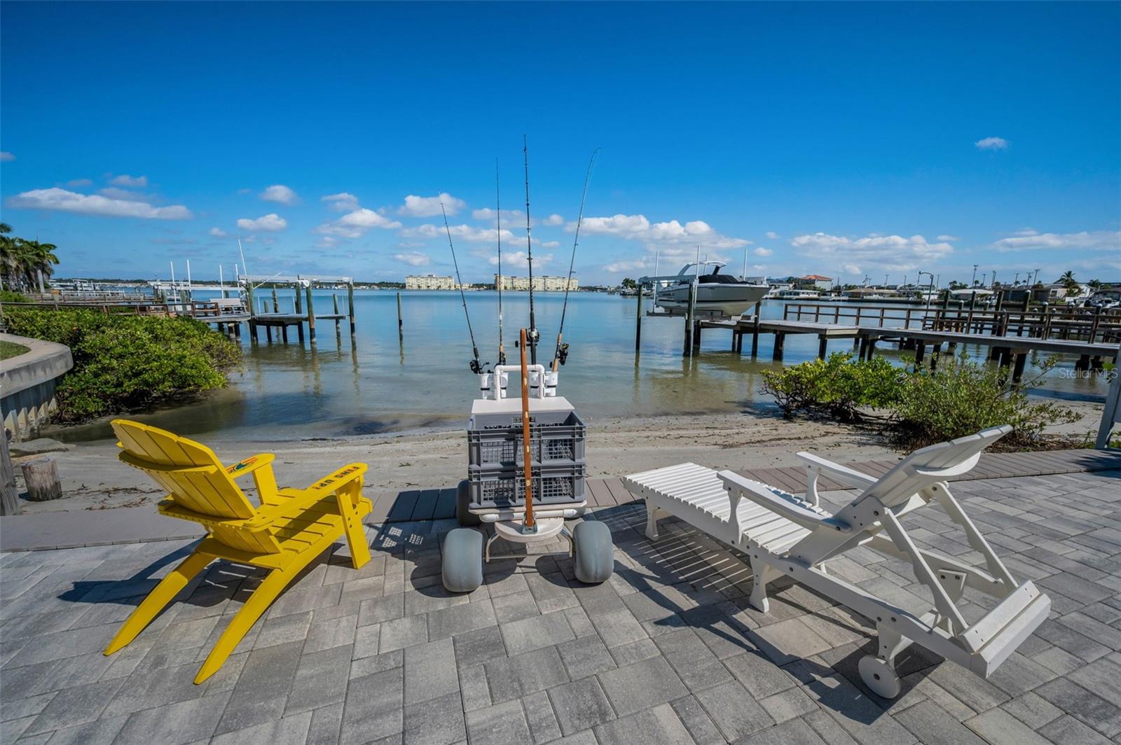 LONE PALM BEACH 4TH ADD - Residential