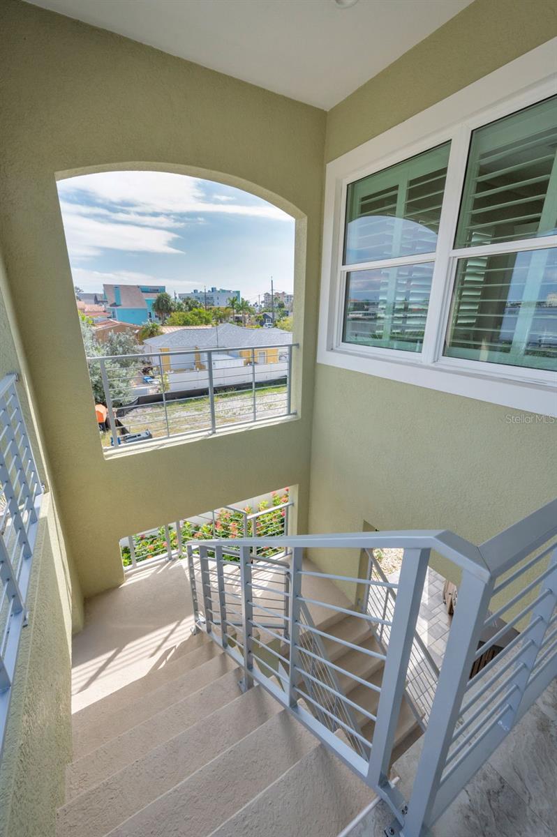 LONE PALM BEACH 4TH ADD - Residential