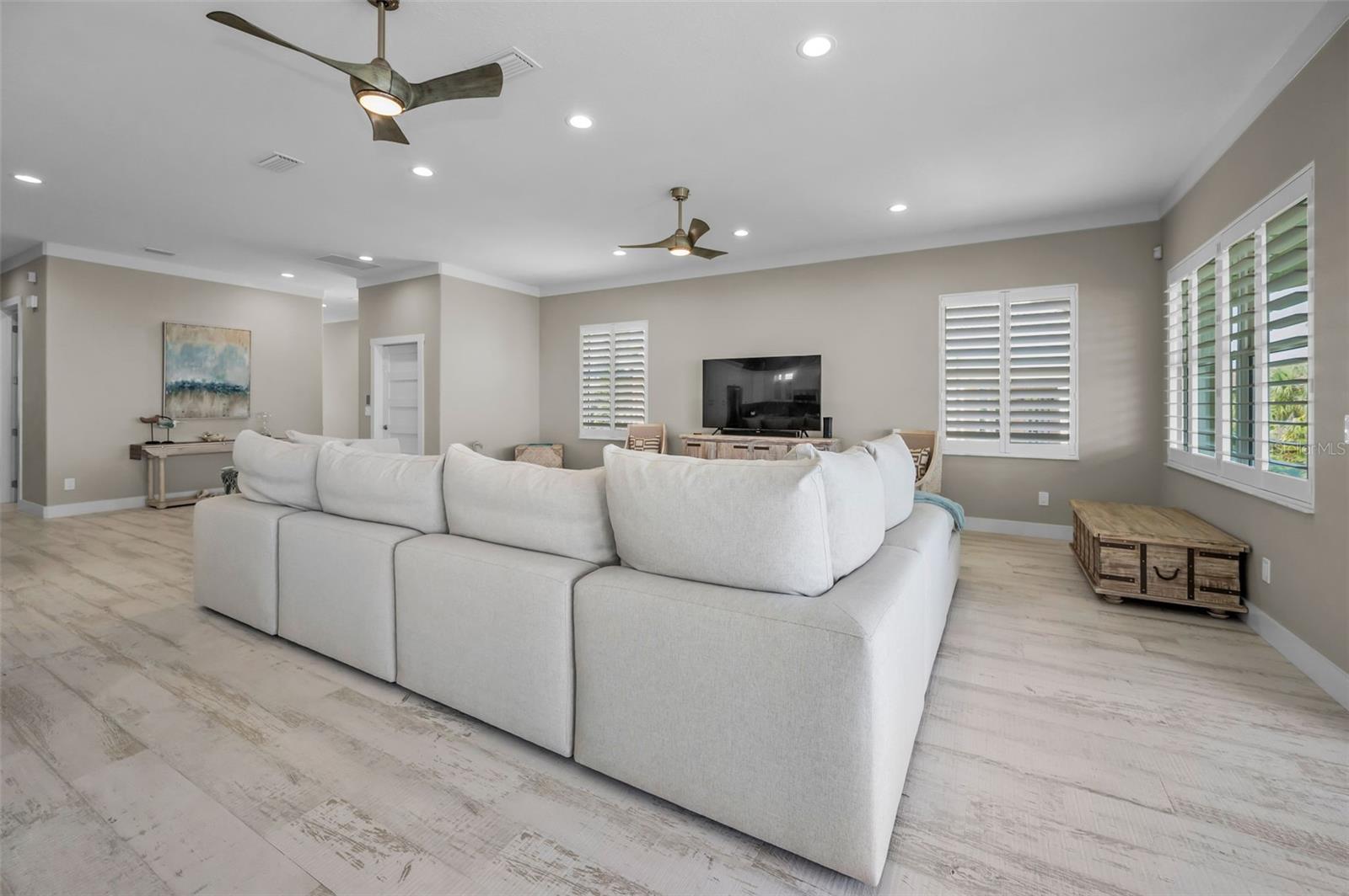 LONE PALM BEACH 4TH ADD - Residential