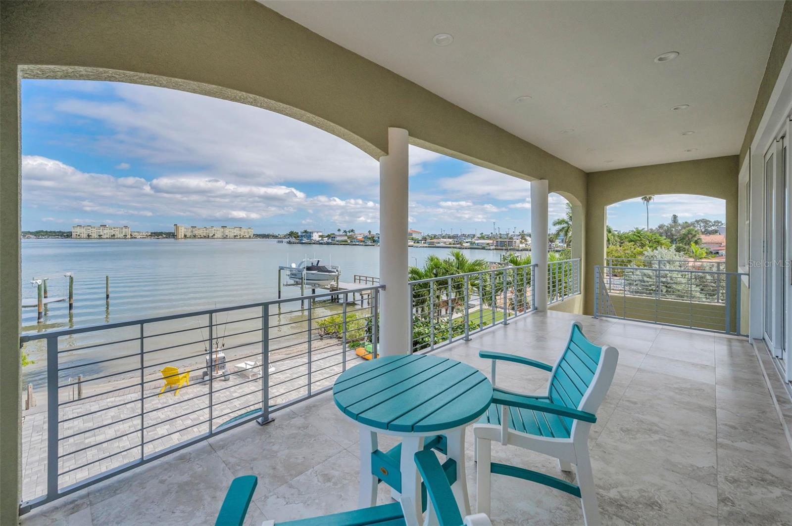 LONE PALM BEACH 4TH ADD - Residential