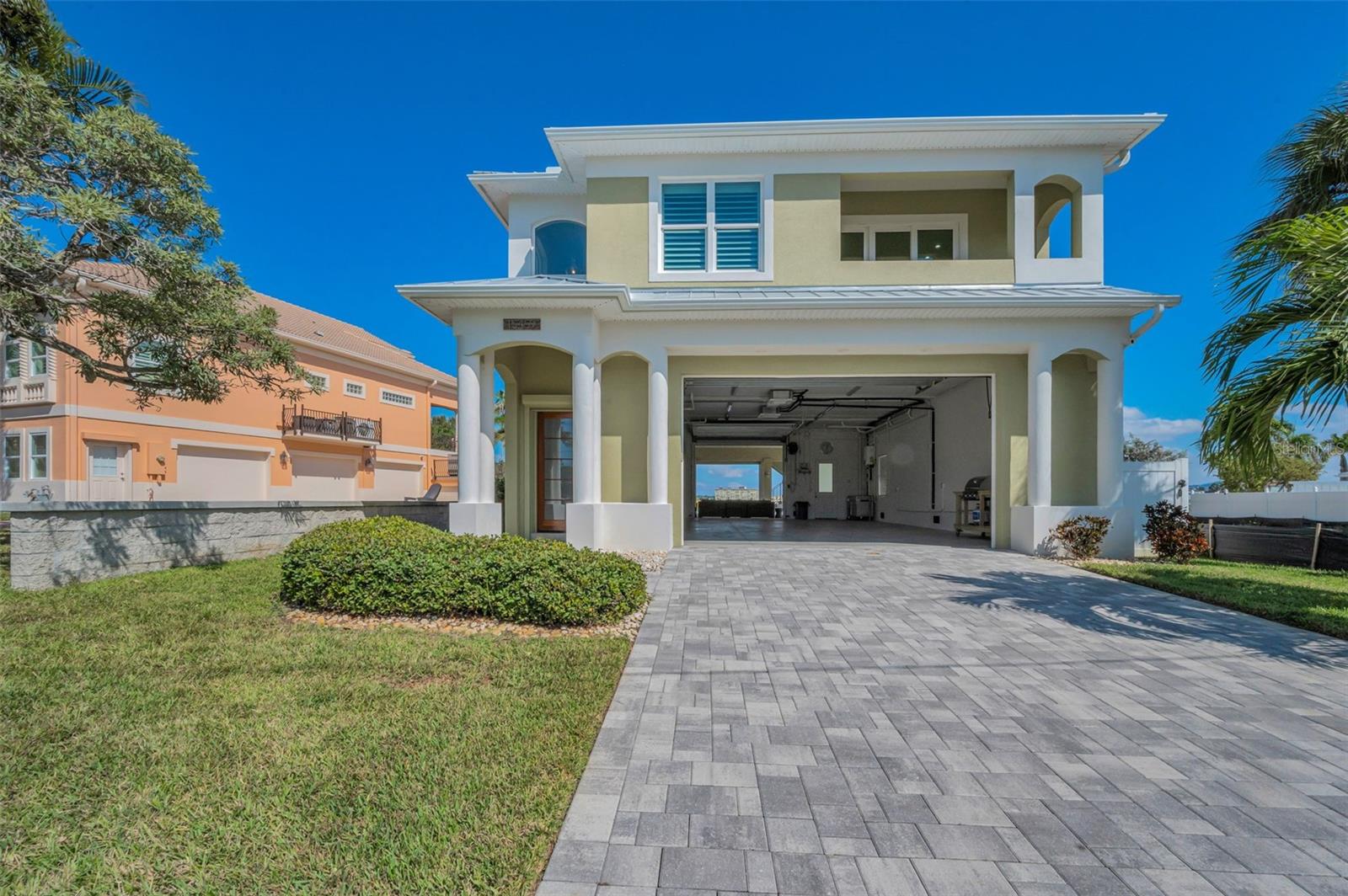 LONE PALM BEACH 4TH ADD - Residential