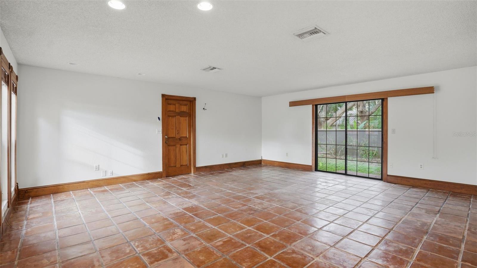 KOS-MAC REP - Residential