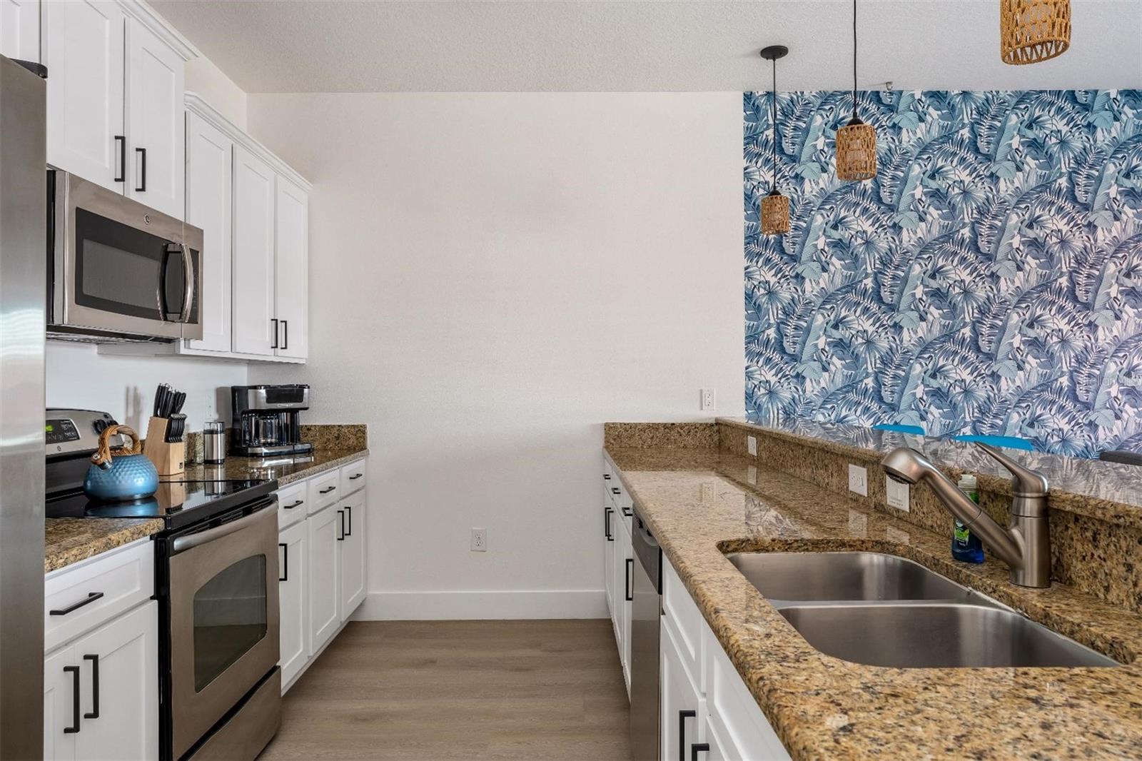 PARADISE PALMS RESORT PH 2 - Residential