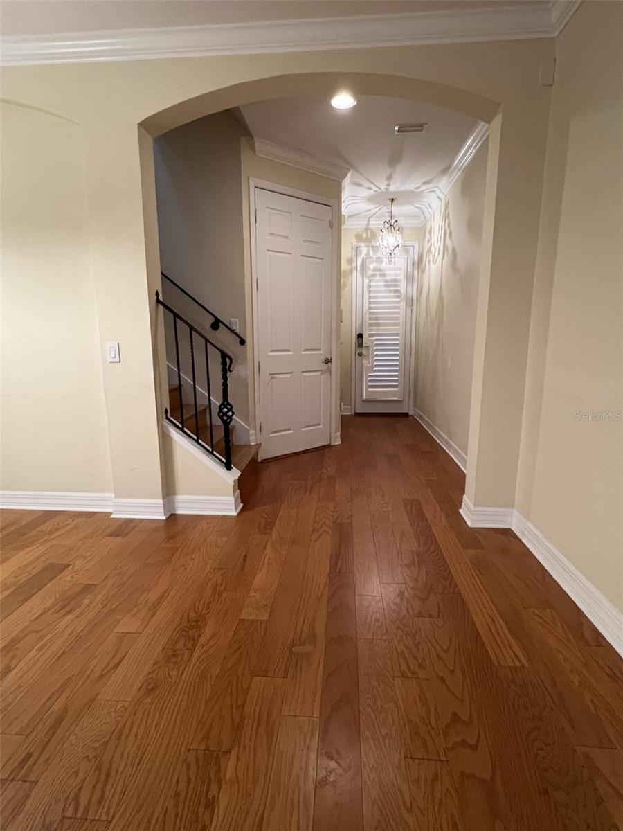 HANSEN MANOR TWNHMS - Residential Lease