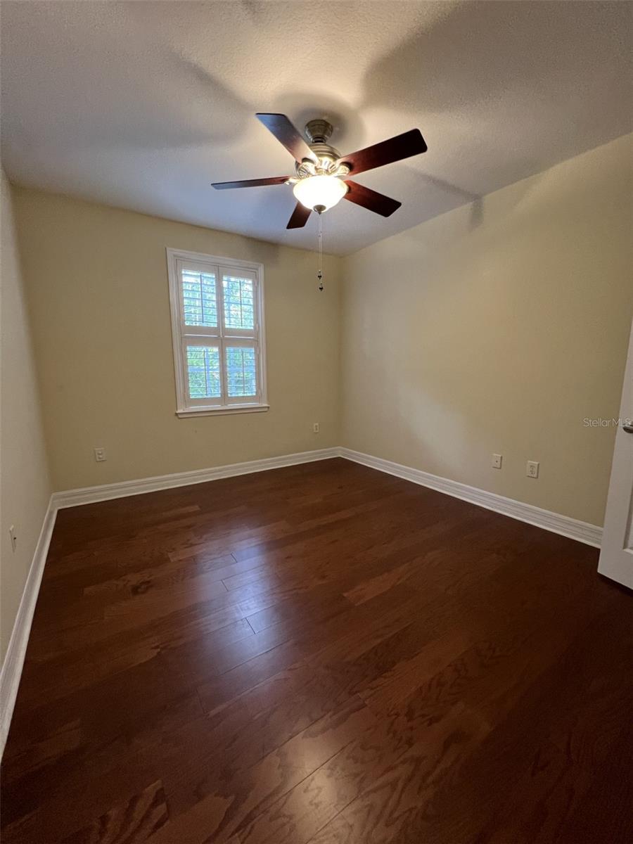 HANSEN MANOR TWNHMS - Residential Lease