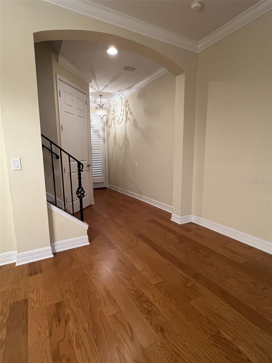 HANSEN MANOR TWNHMS - Residential Lease