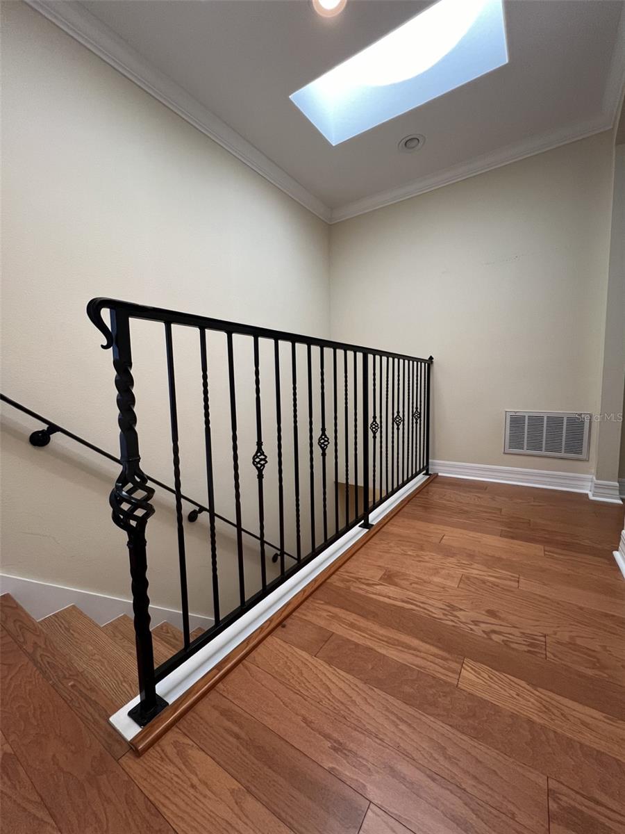 HANSEN MANOR TWNHMS - Residential Lease