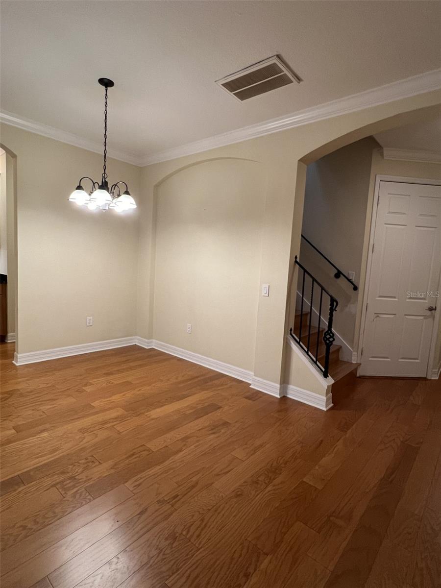 HANSEN MANOR TWNHMS - Residential Lease