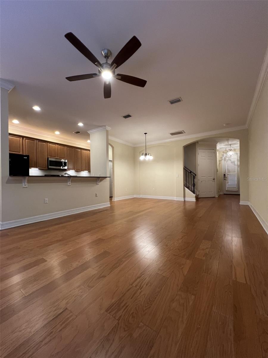 HANSEN MANOR TWNHMS - Residential Lease