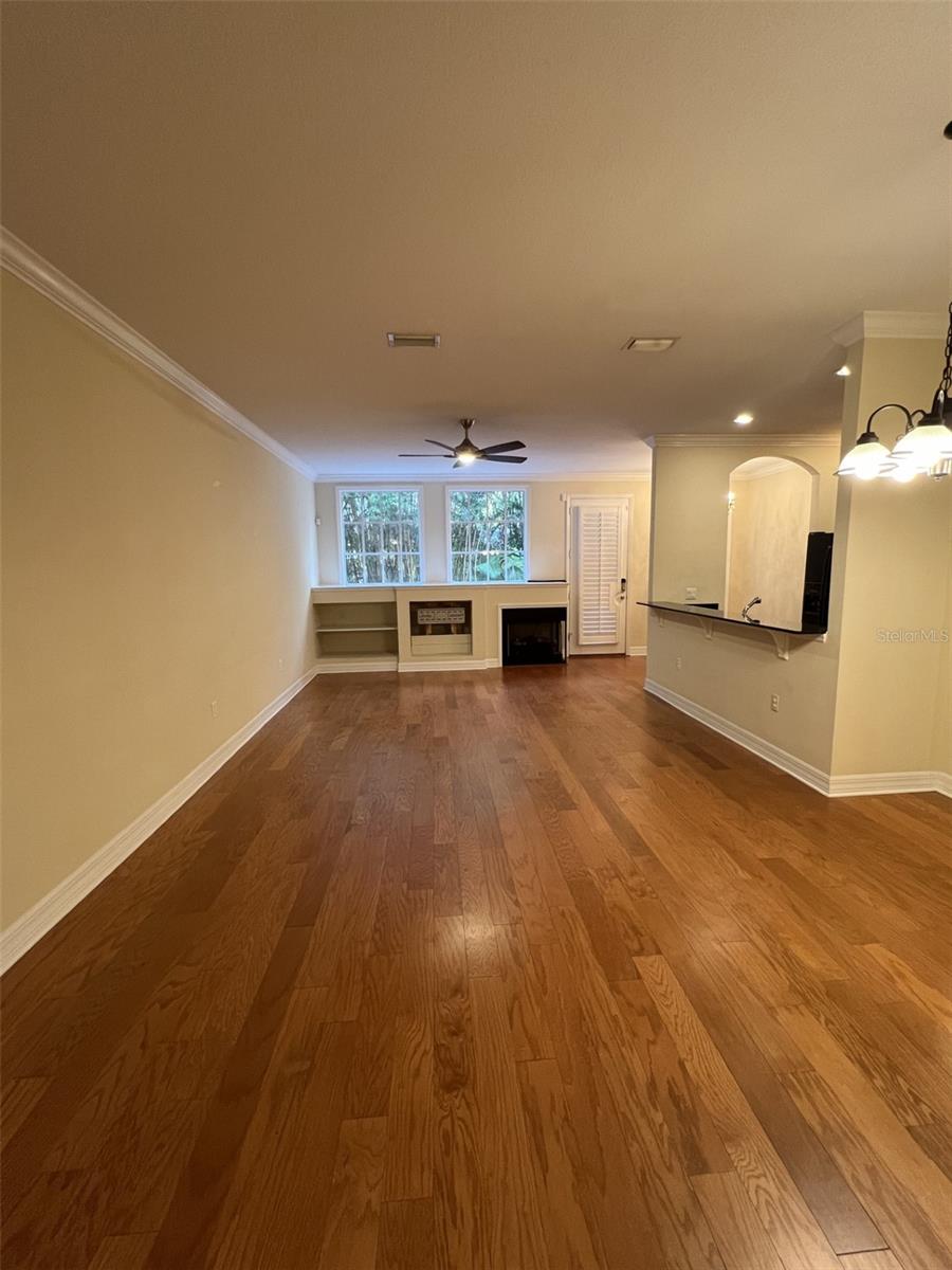 HANSEN MANOR TWNHMS - Residential Lease
