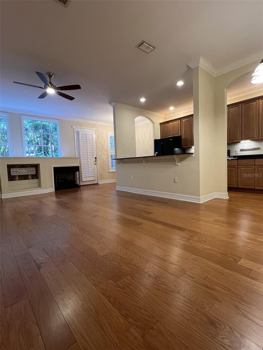 HANSEN MANOR TWNHMS - Residential Lease