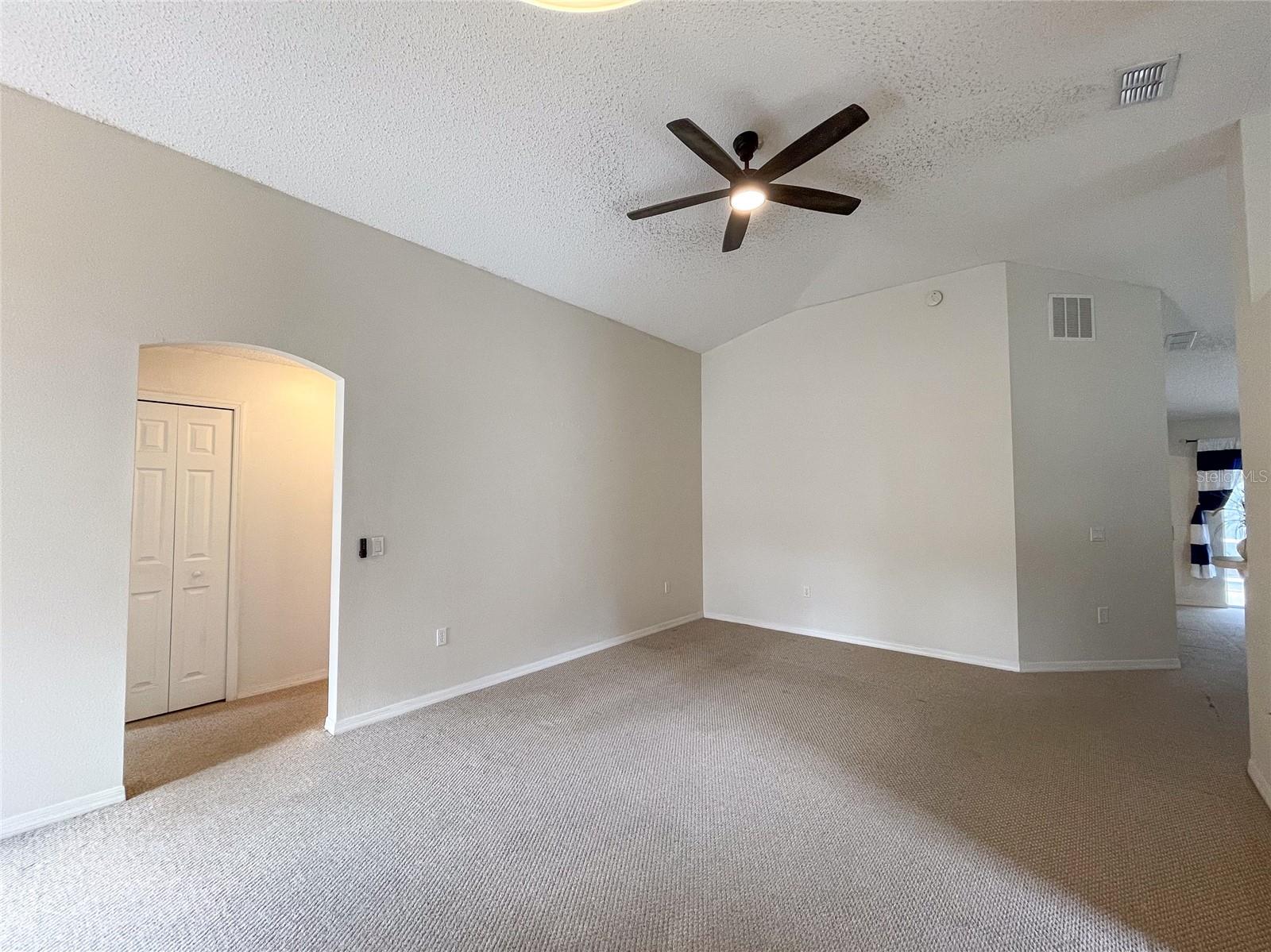 GRAND PRESERVE PH 01 - Residential