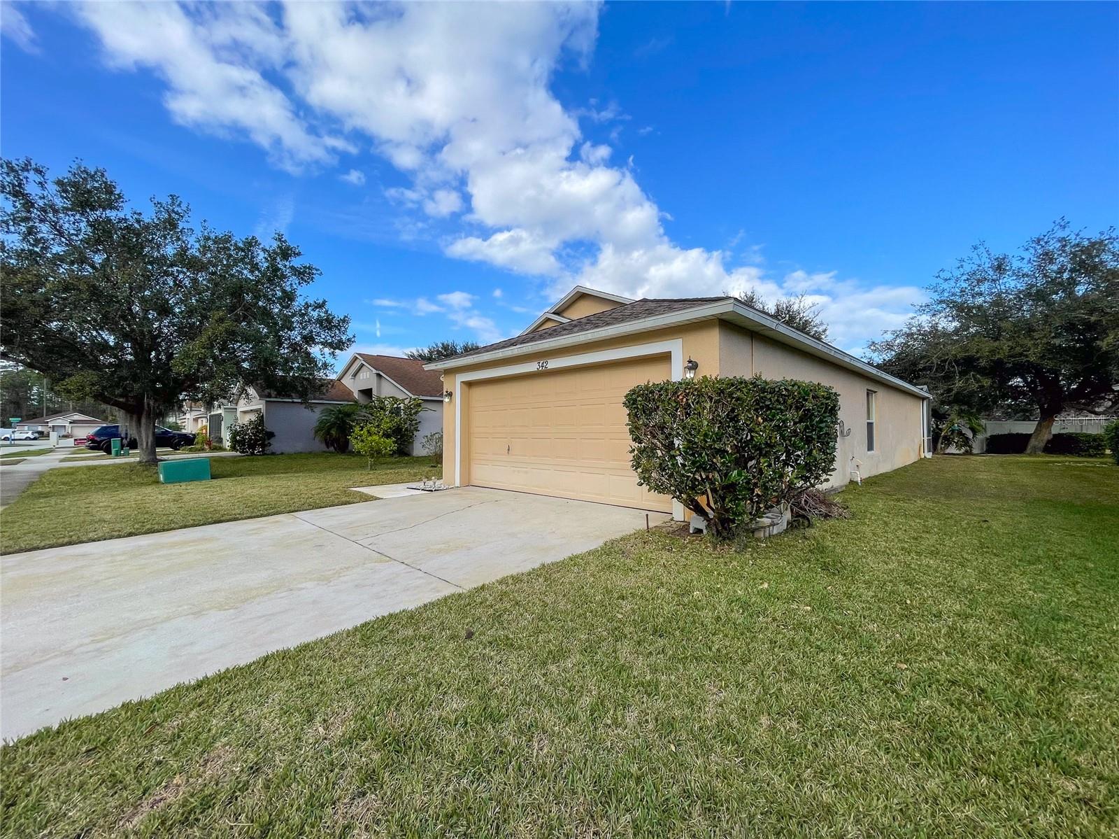 GRAND PRESERVE PH 01 - Residential