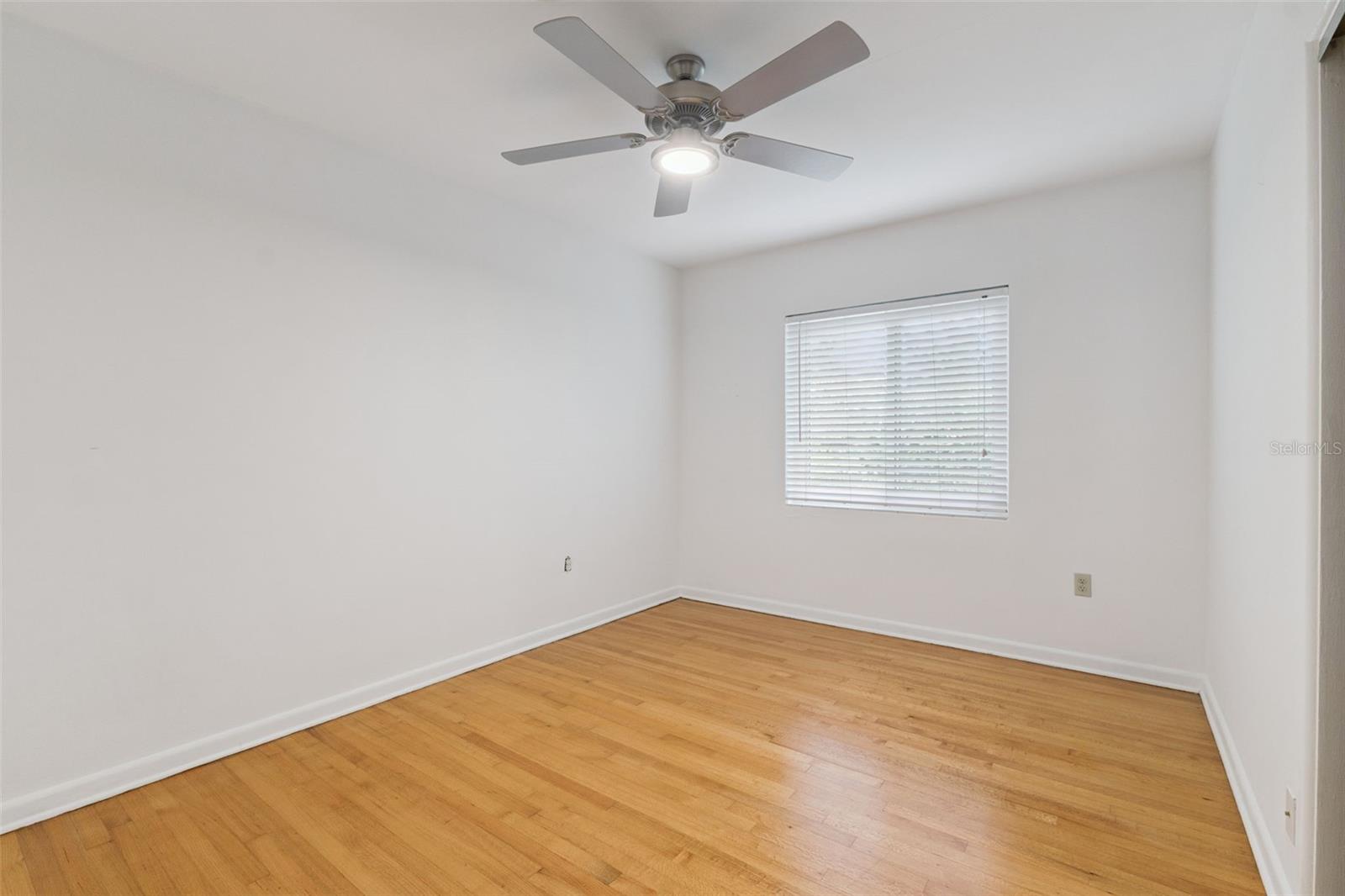 ROWENA PARK 02 - Residential