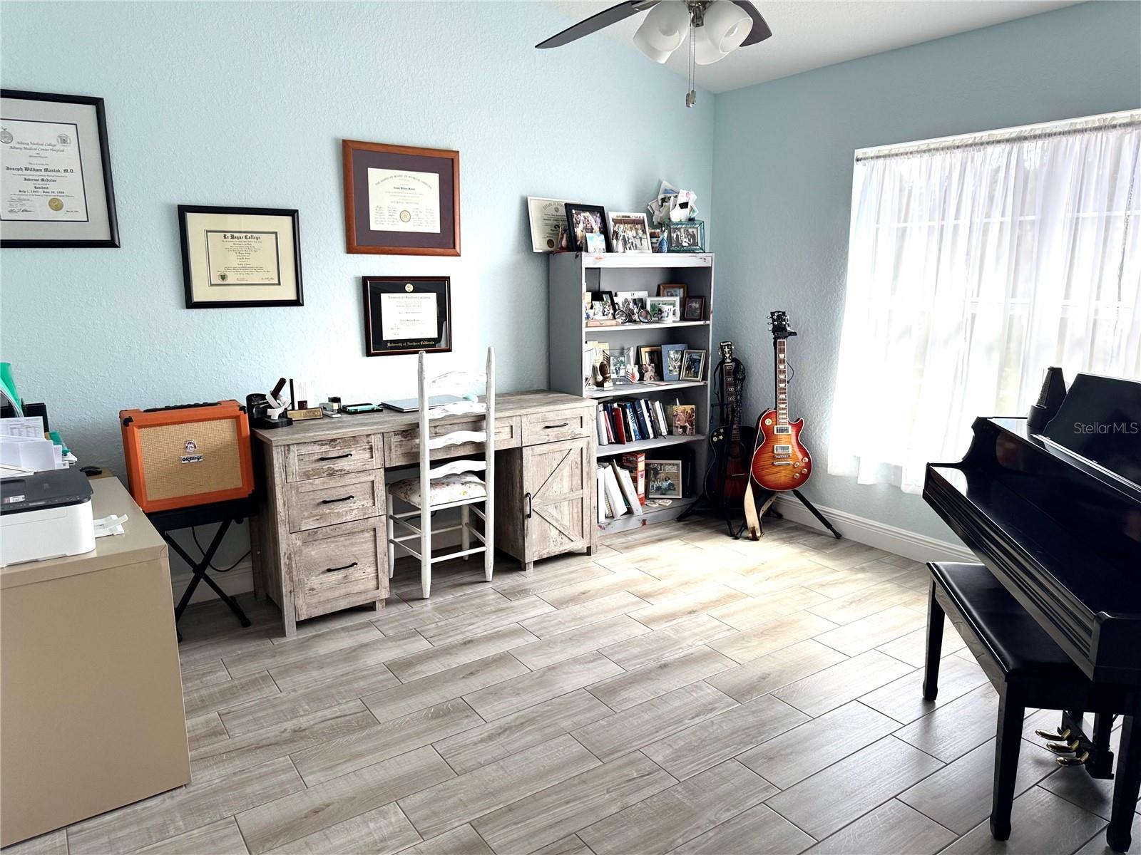 PINE RIDGE ESTATES - Residential