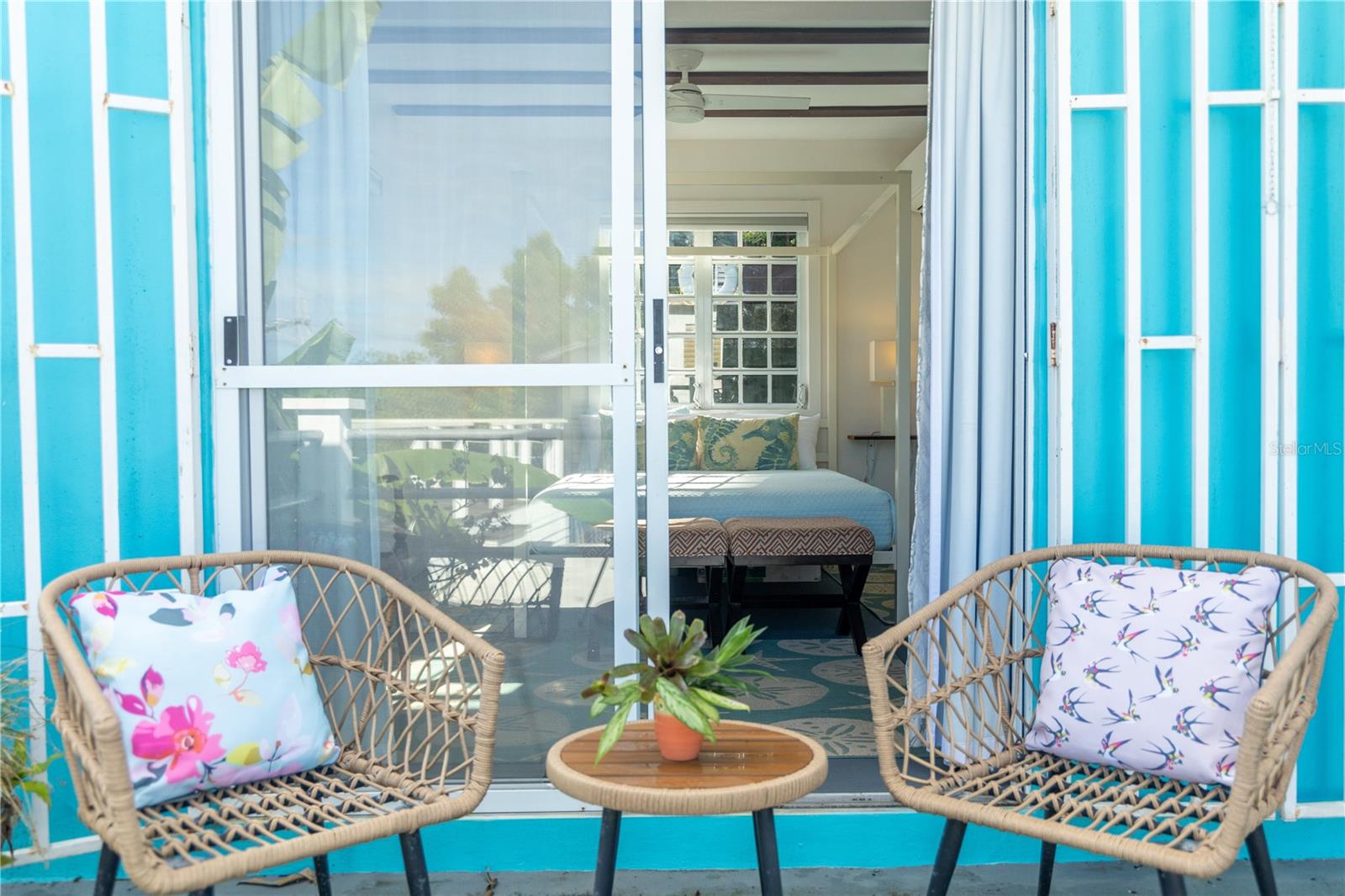 BO. LEGUILLOW, SECTOR MAMBICHE - Residential